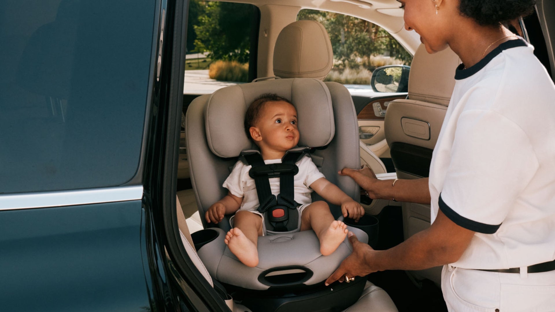 New CYBEX Callisto G 360 Select vs. CYBEX Callisto G 360 - What's the Difference?