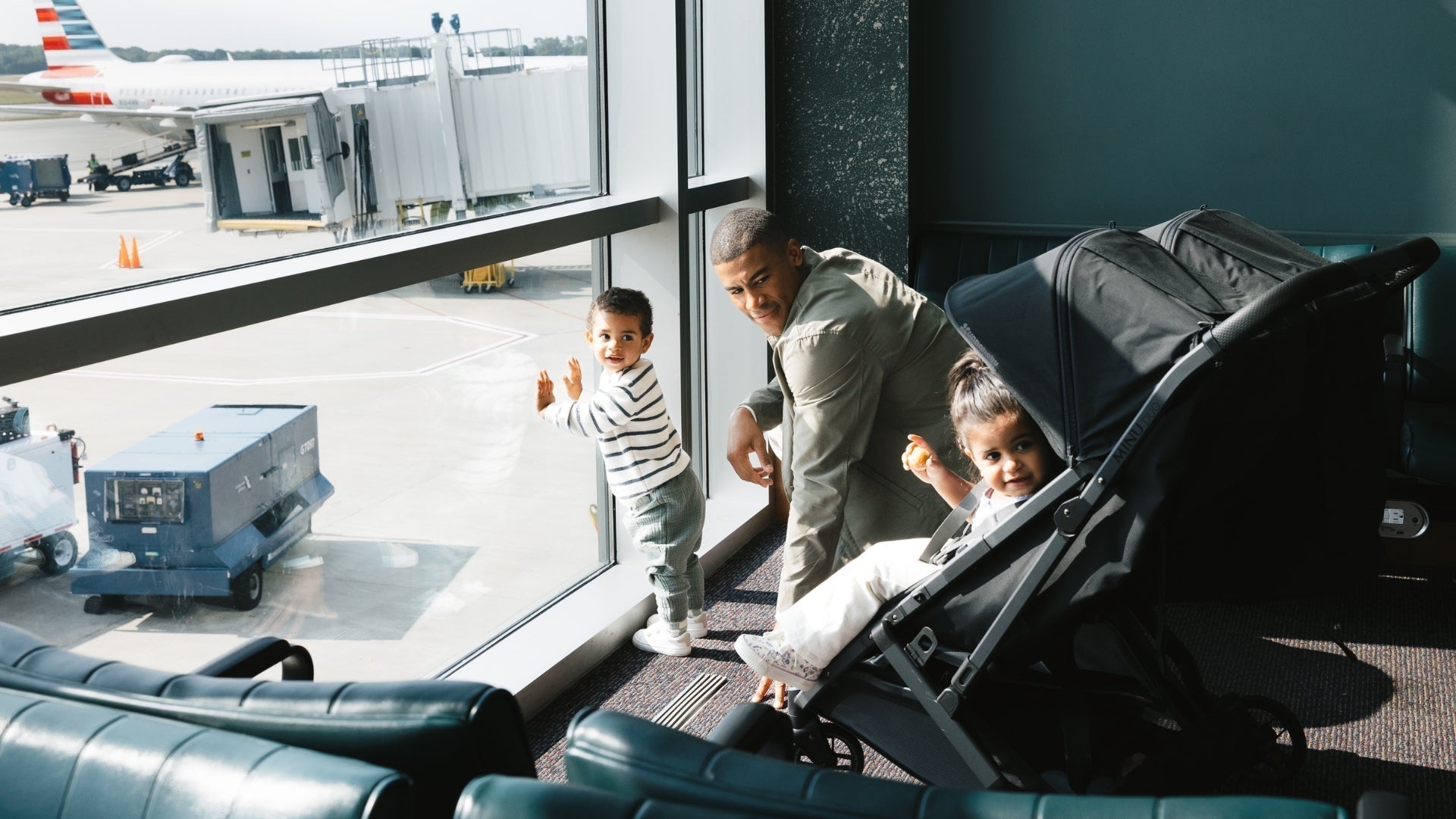 UPPAbaby Minu Duo in Airport