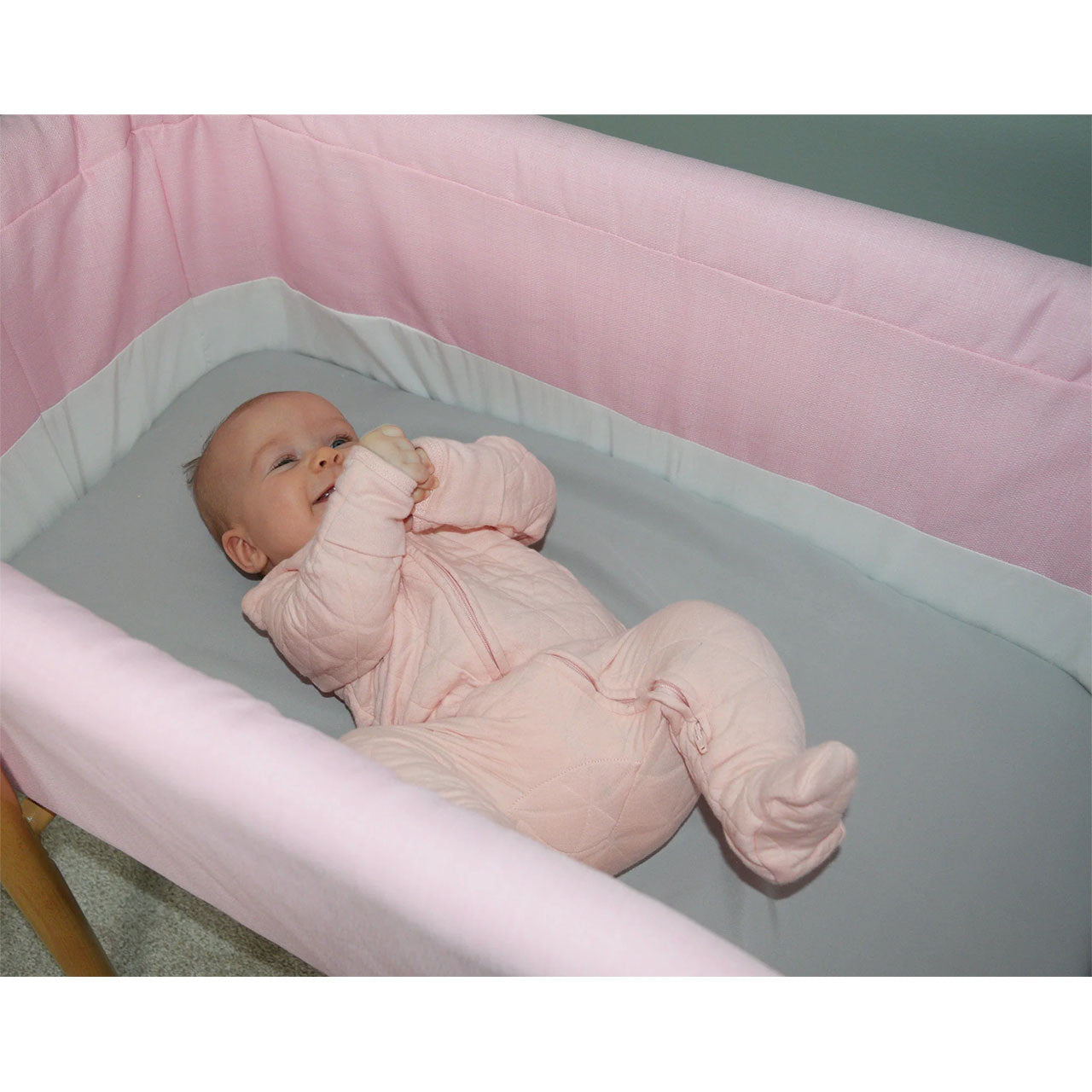 TruBliss Sova Bassinet - Pink- Bambi Baby