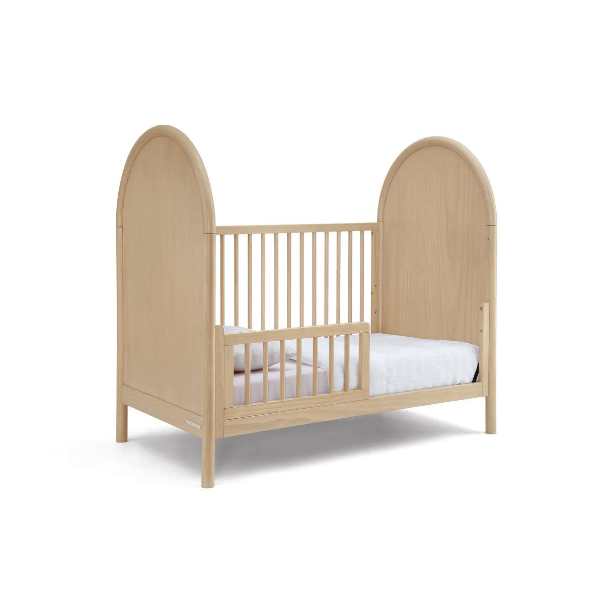 Delta Children Vivi 4-In-1 Convertible Crib- Greenguard Gold