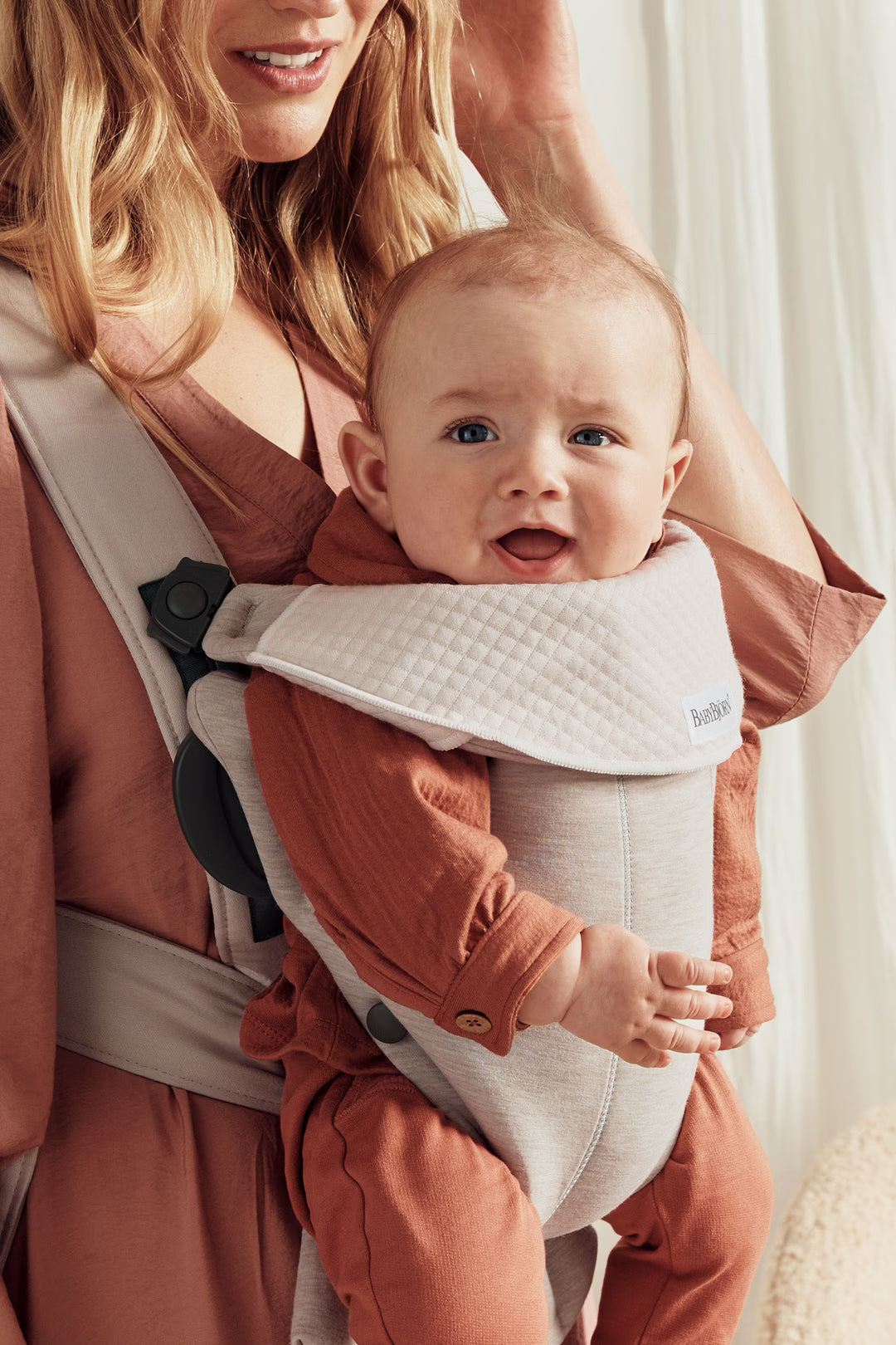 BabyBjörn Baby Carrier Mini- Bambi Baby