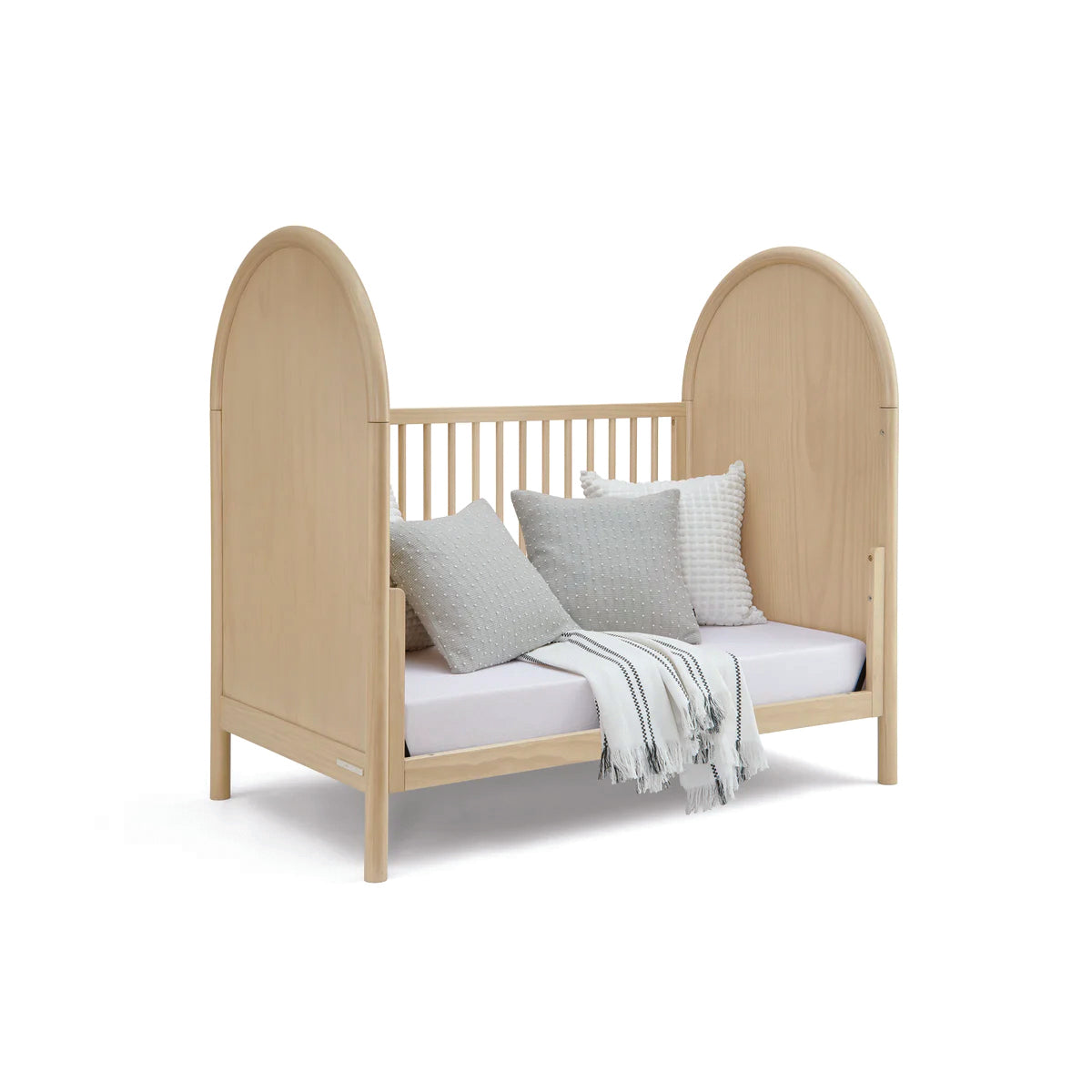 Delta Children Vivi 4-In-1 Convertible Crib- Greenguard Gold