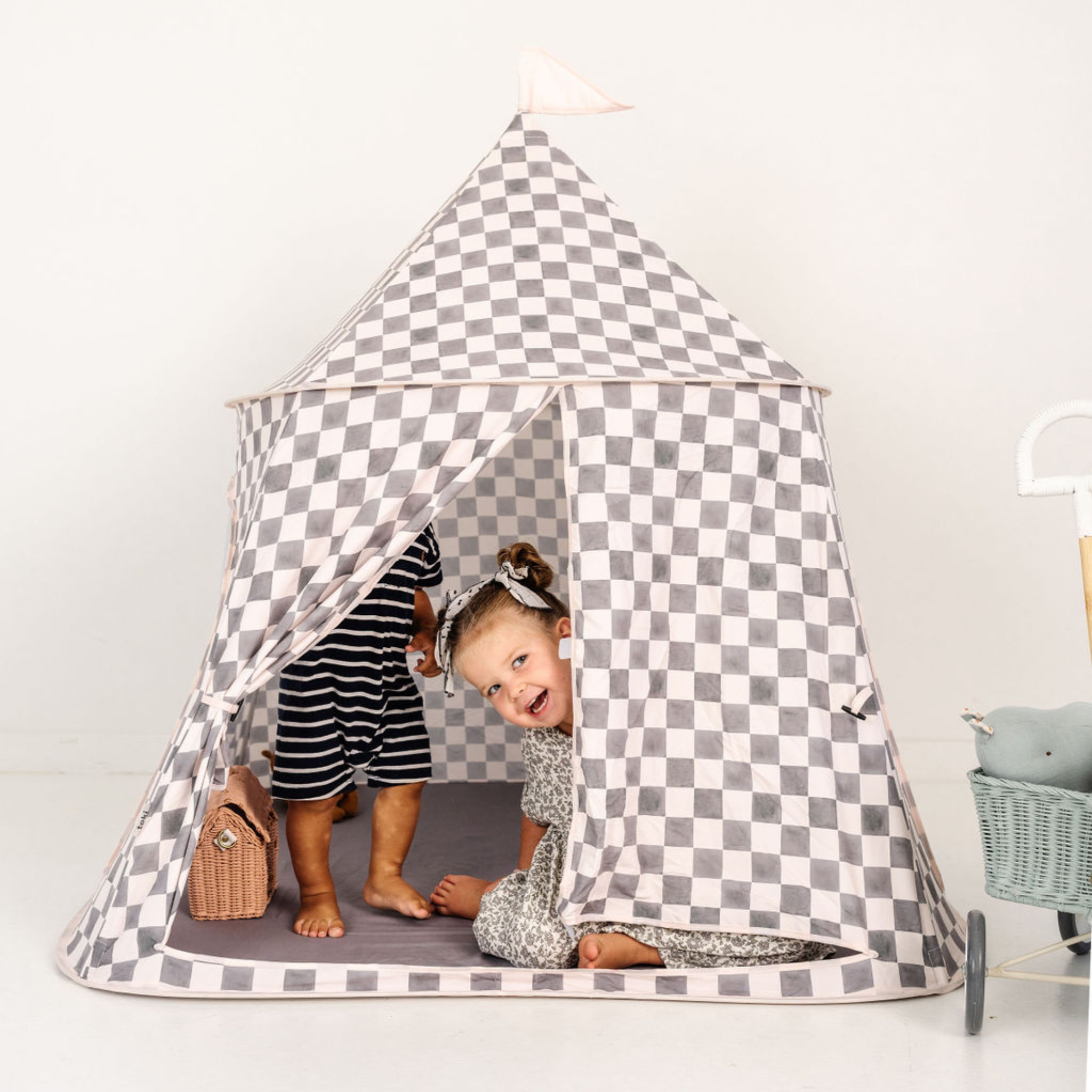 Toki Kids Checker Pepper Play Tent- Bambi Baby
