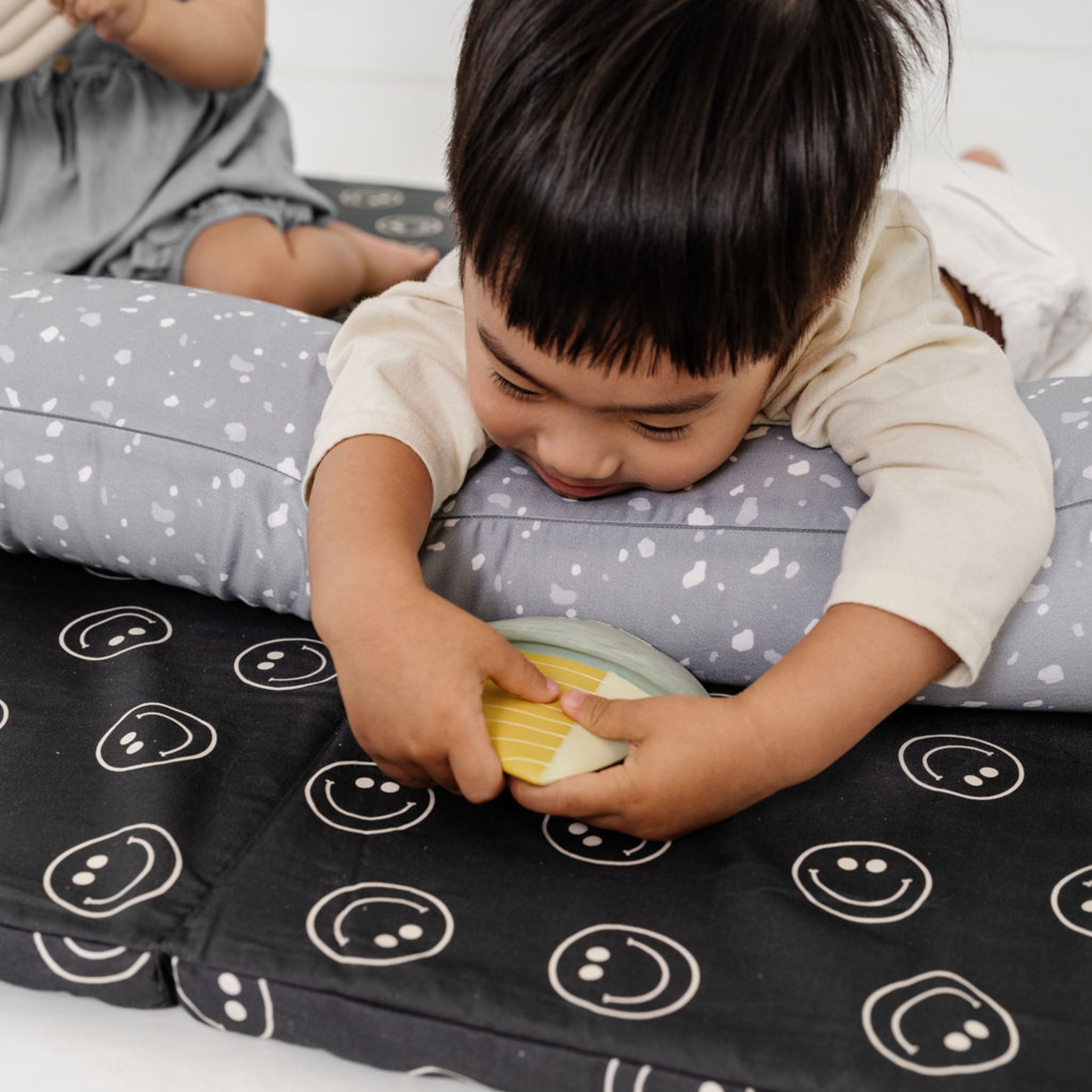 Toki Kids Terrazzo Slate Support Pillow- Bambi Baby