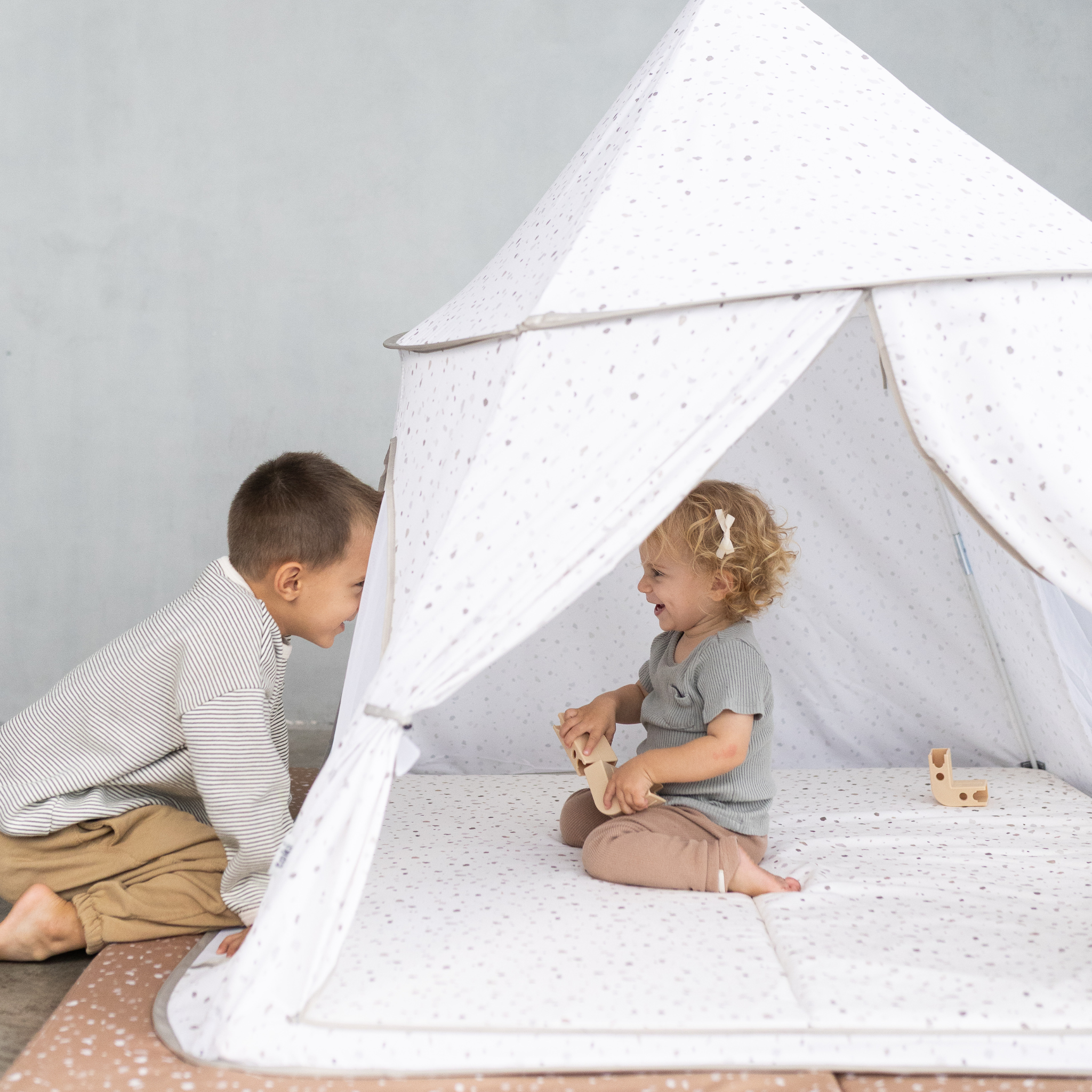 Toki Kids Terrazzo Chalk Play Tent- Bambi Baby