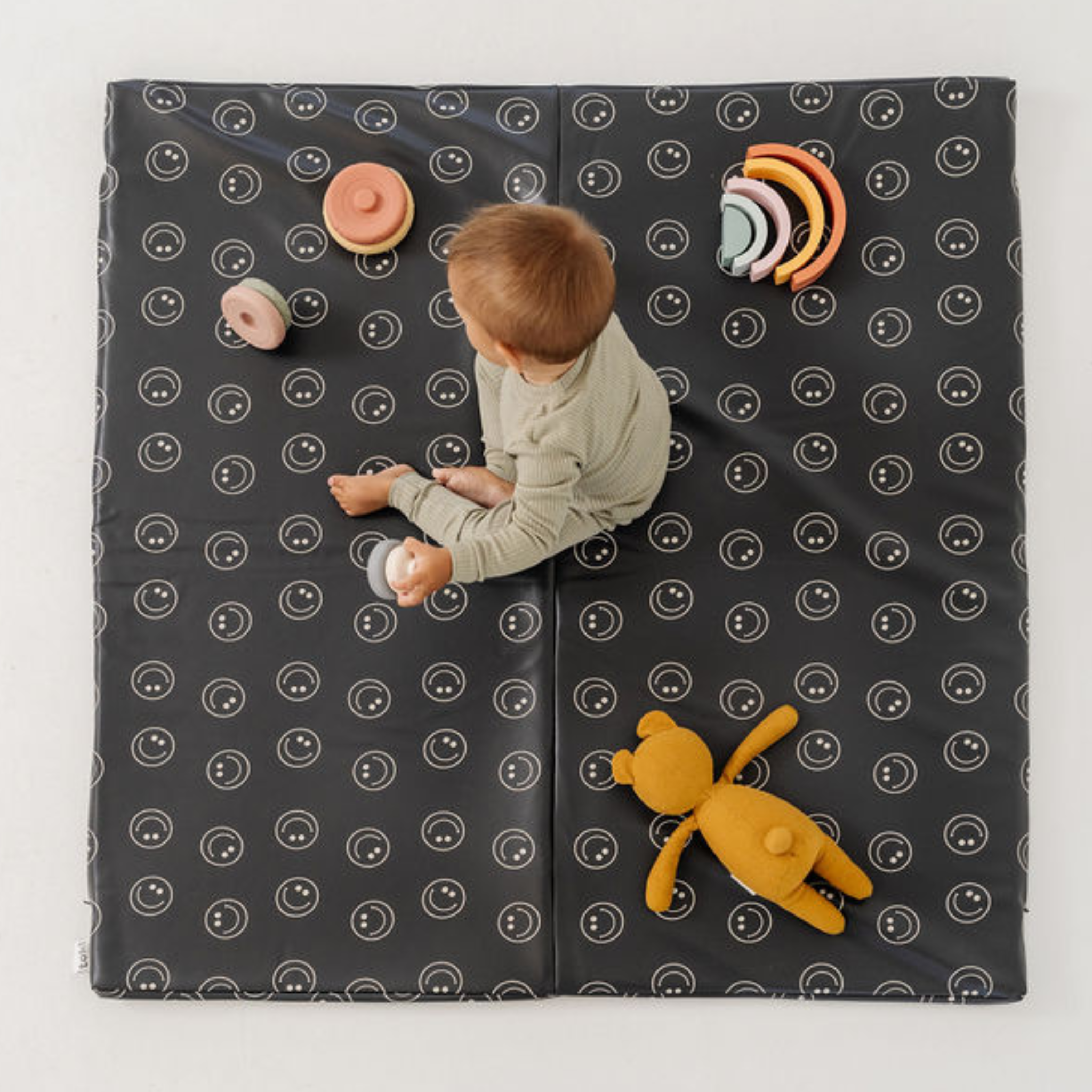 Toki Kids Smiles Vegan Leather Mat- Bambi Baby