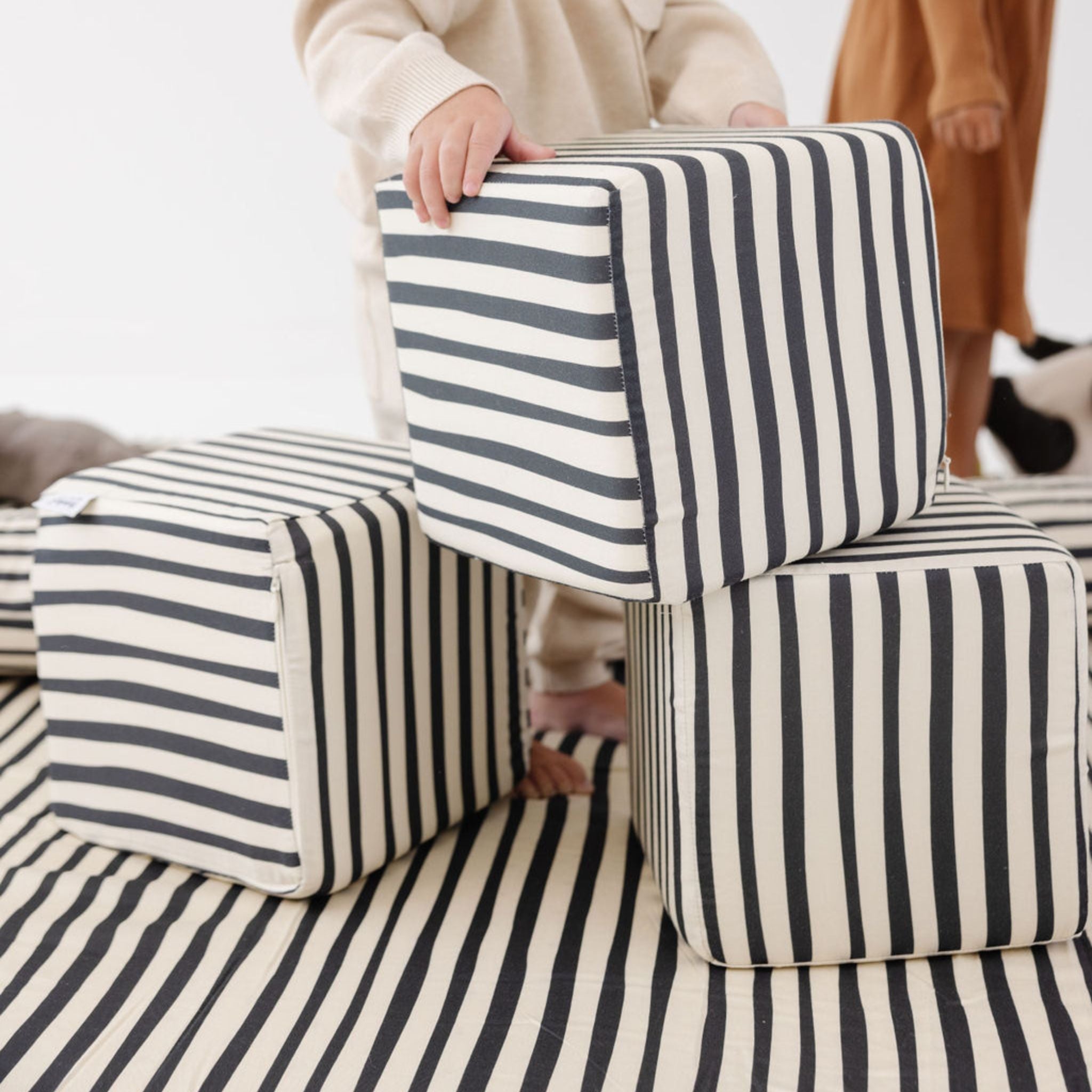 Toki Kids Bold Stripe Play Cube- Bambi Baby
