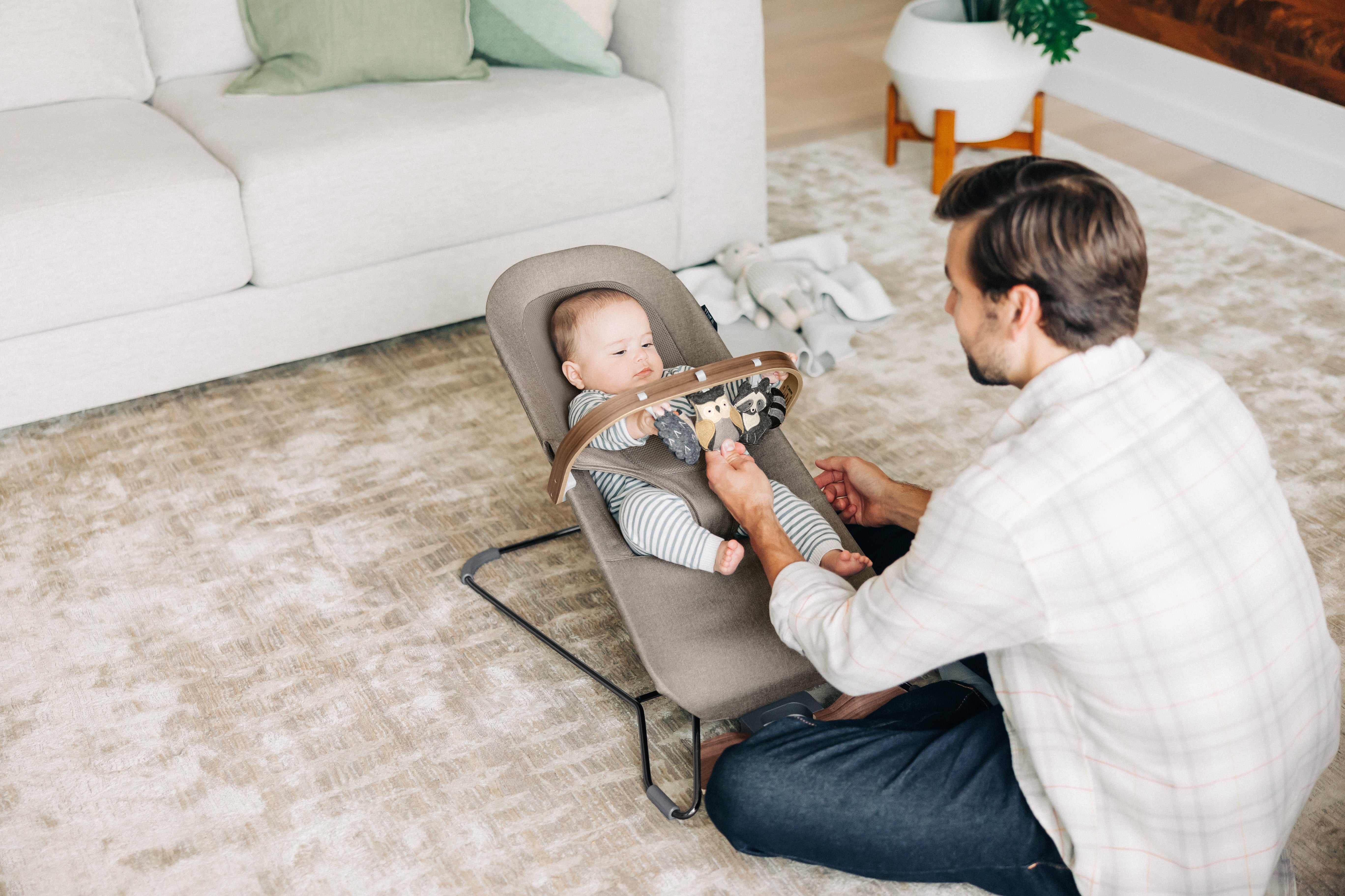 uppababy bouncer toy bar UPPAbaby Mira Bouncer - Toy Bar