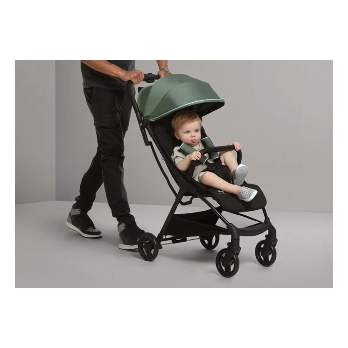 Jeep Altitude Compact Travel Stroller by Delta Children (Olive Green)