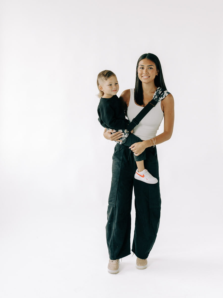 maxi cosi sling Tushbaby Liftoff Toddler Sling – Bambi Baby