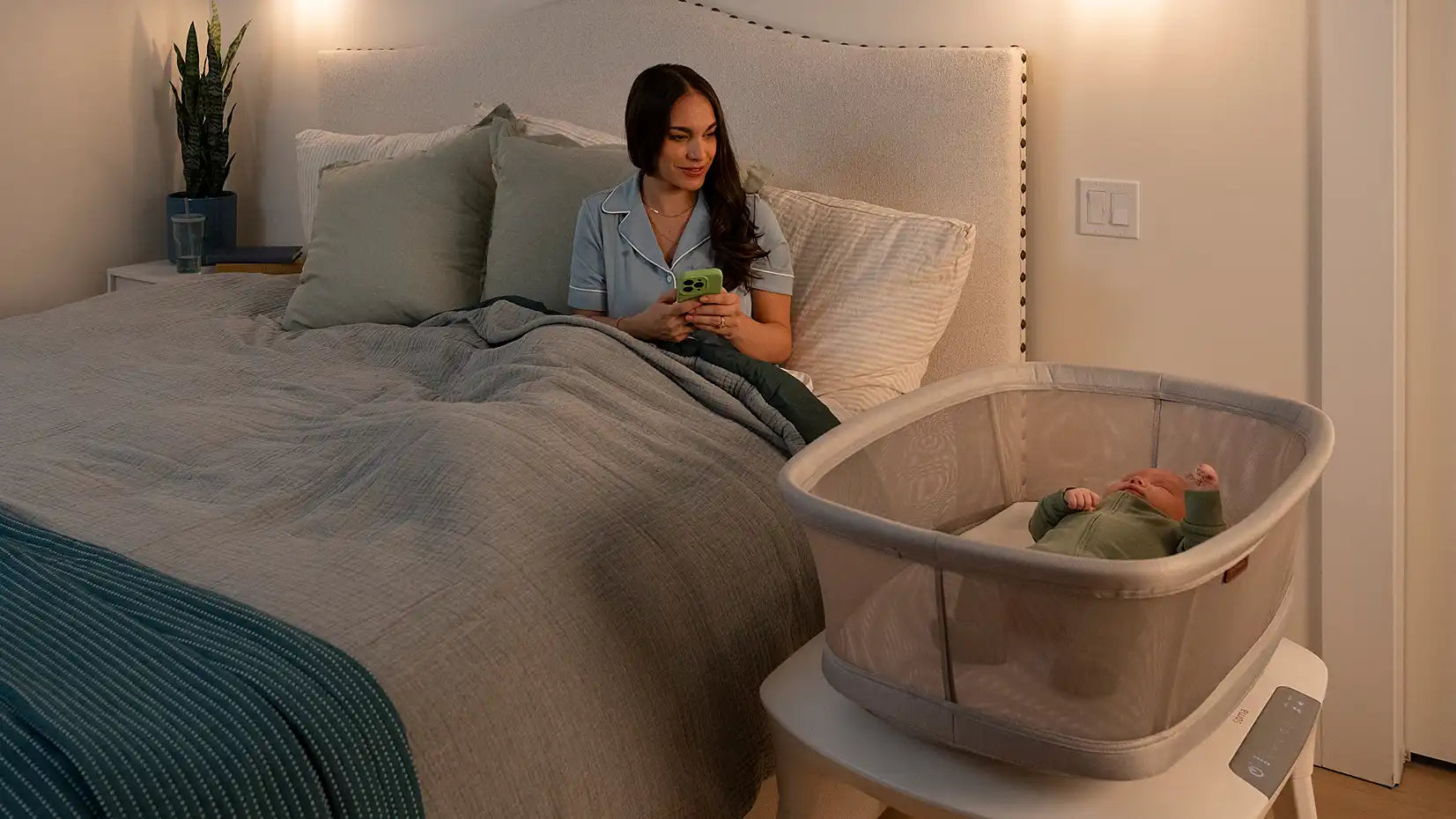 UPPAbaby Soma Smart Bassinet - Charlie- Bambi Baby