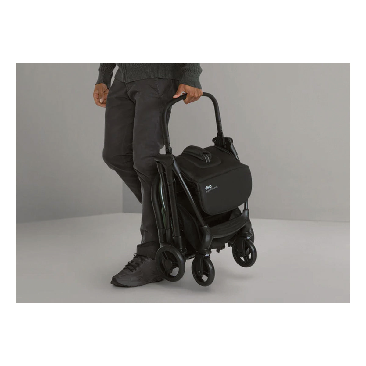 Jeep Altitude Compact Travel Stroller by Delta Children (Olive Green)