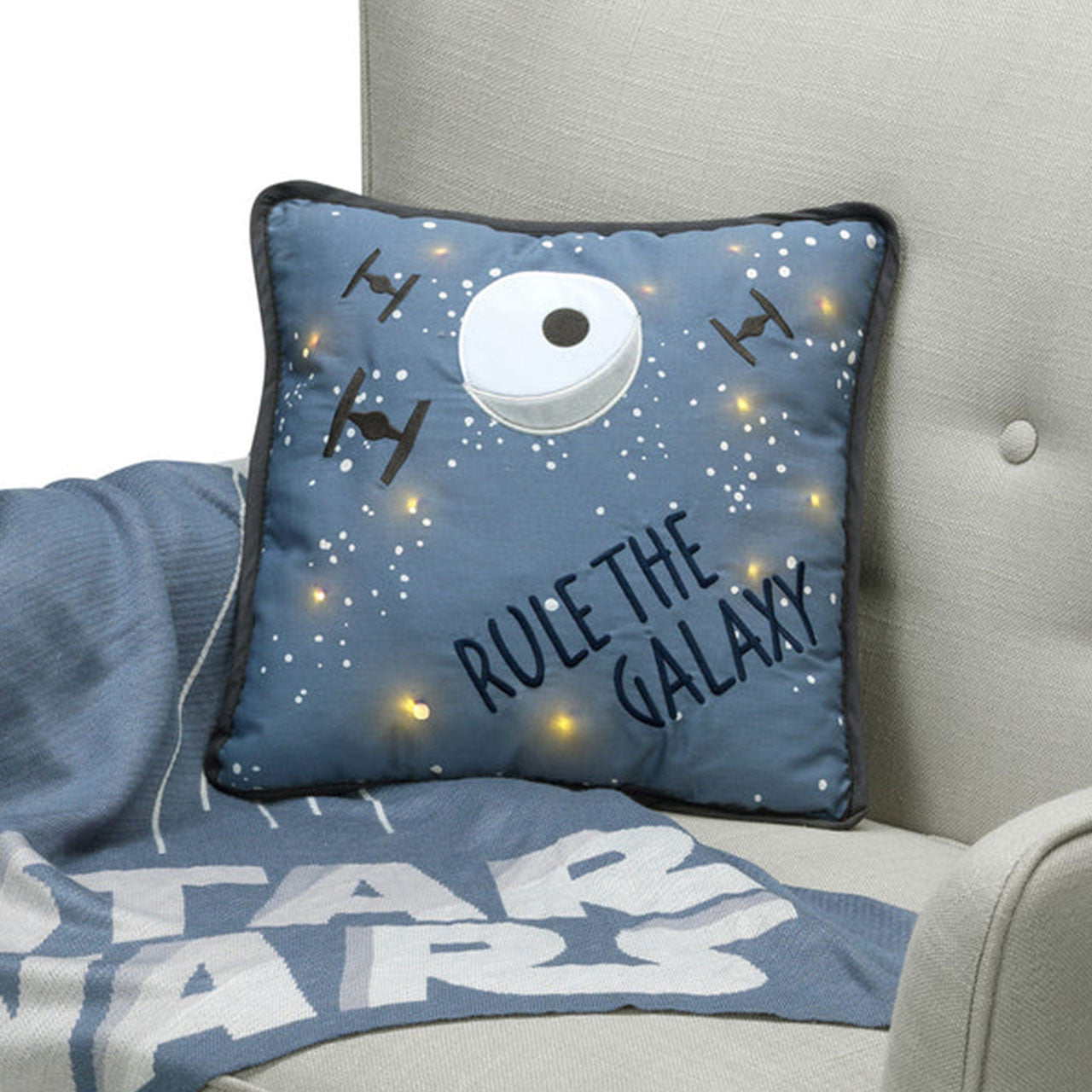 millenium falcon pillow