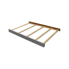 Cuna y cambiador Sorelle Princeton Elite con barandillas de tamaño completo en gris desgastado