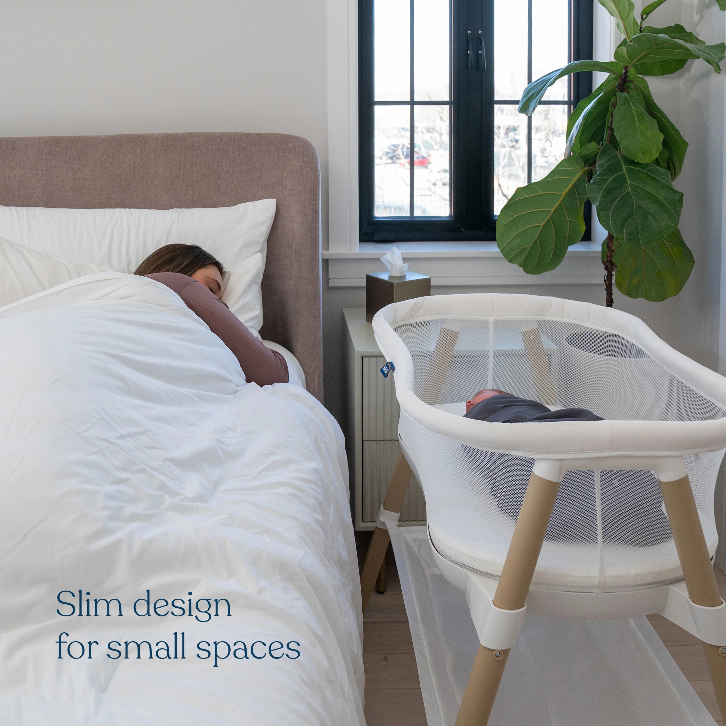 Halo BassiNest Essential Sleeper - Free-Standing- Bambi Baby