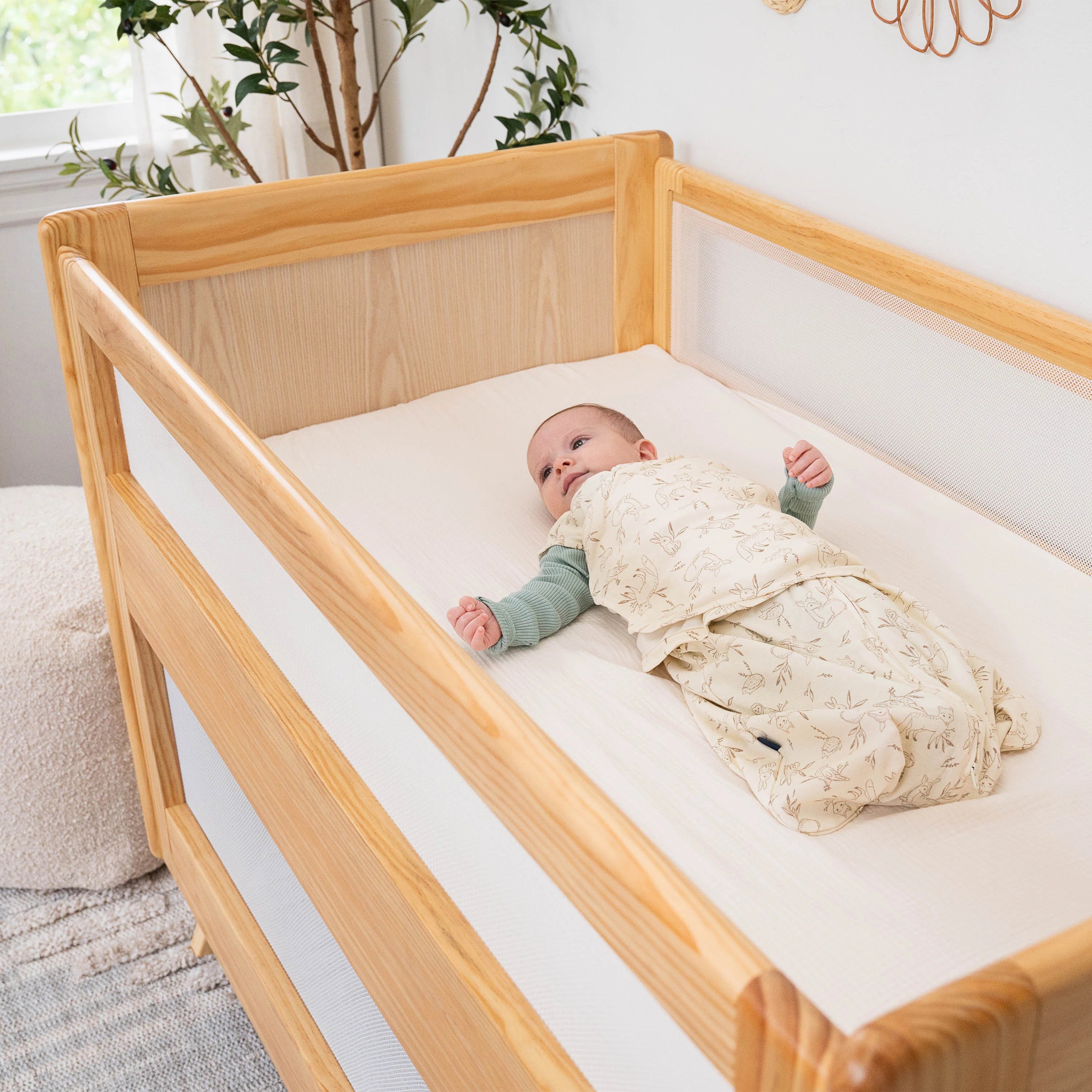 Halo 3-in-1 Convertible Full Size Breathable Mesh Crib- Bambi Baby