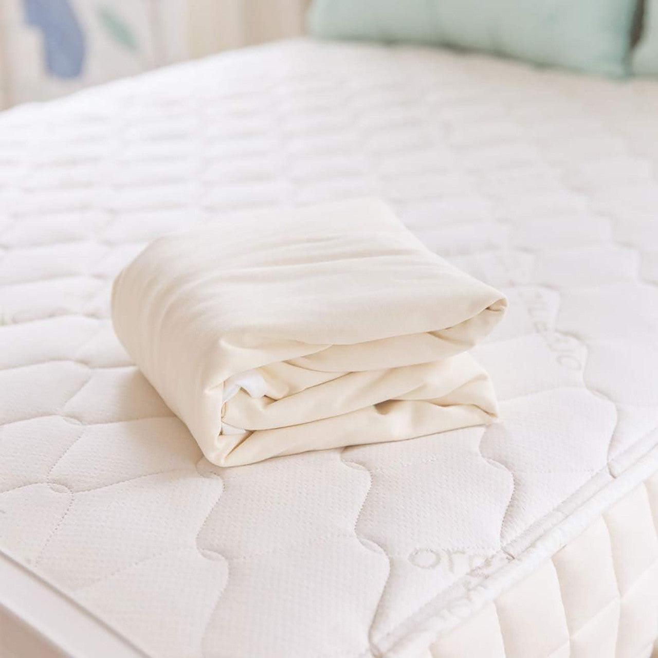 Naturepedic Waterproof Full Fitted Pad in Natural- Bambi Baby