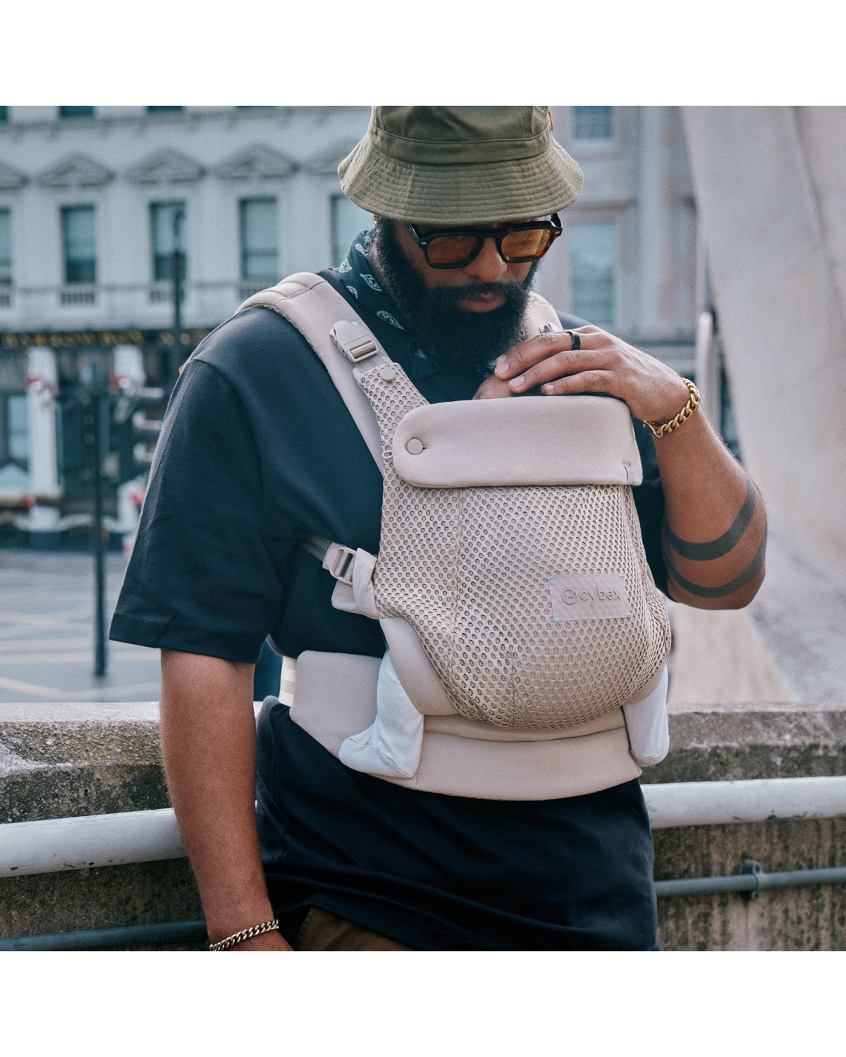 CYBEX AMYA Carrier- Bambi Baby