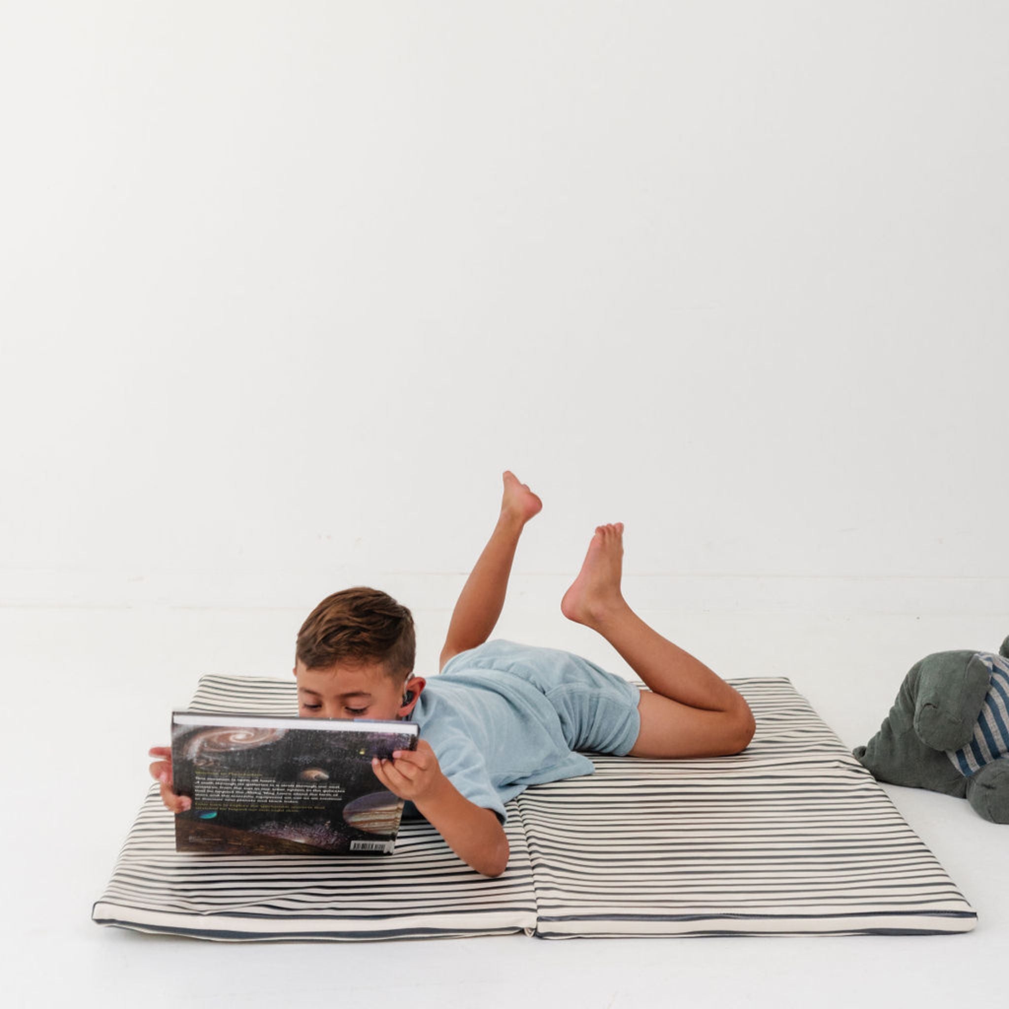 Toki Kids Bold Stripe Vegan Leather Mat- Bambi Baby