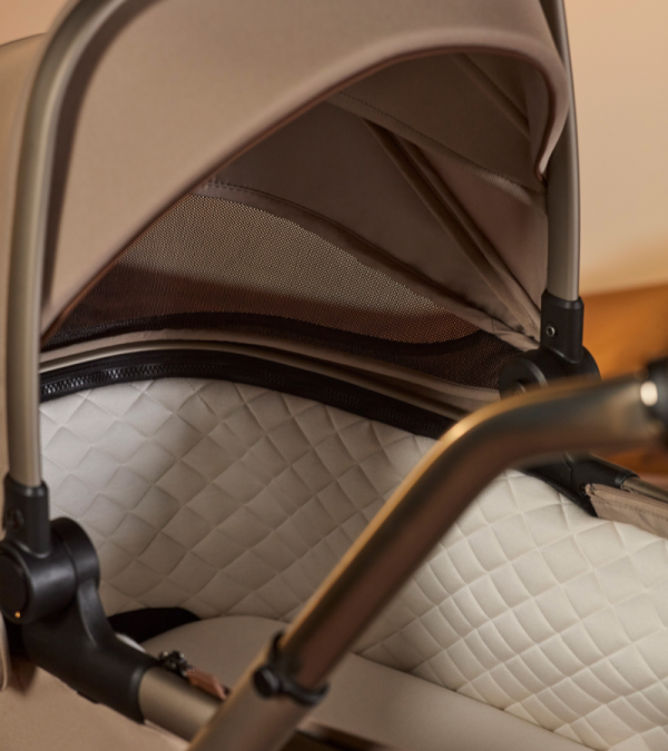 Silver Cross Reef 2 Bassinet - Frappe- Bambi Baby