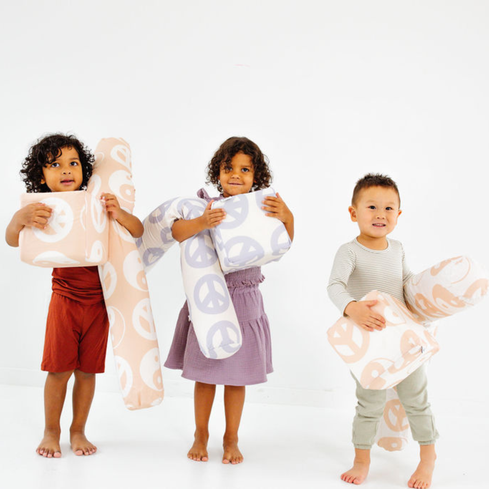 Toki Kids Cream Peace Sign Play Cube- Bambi Baby