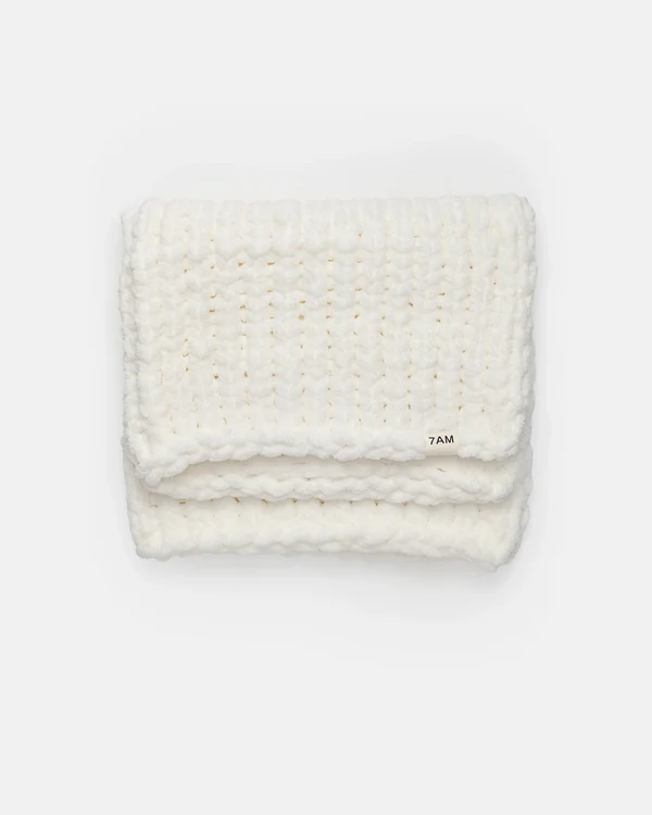 7AM Enfant Hand-Knit Chenille Throw- Bambi Baby