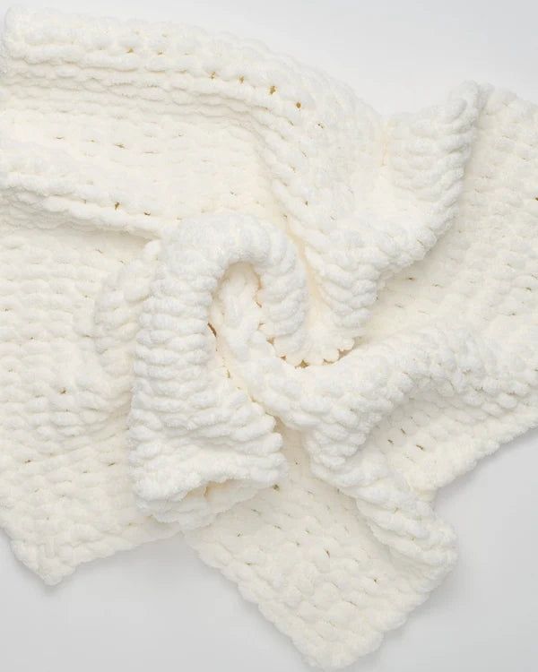 7AM Enfant Hand-Knit Chenille Throw- Bambi Baby