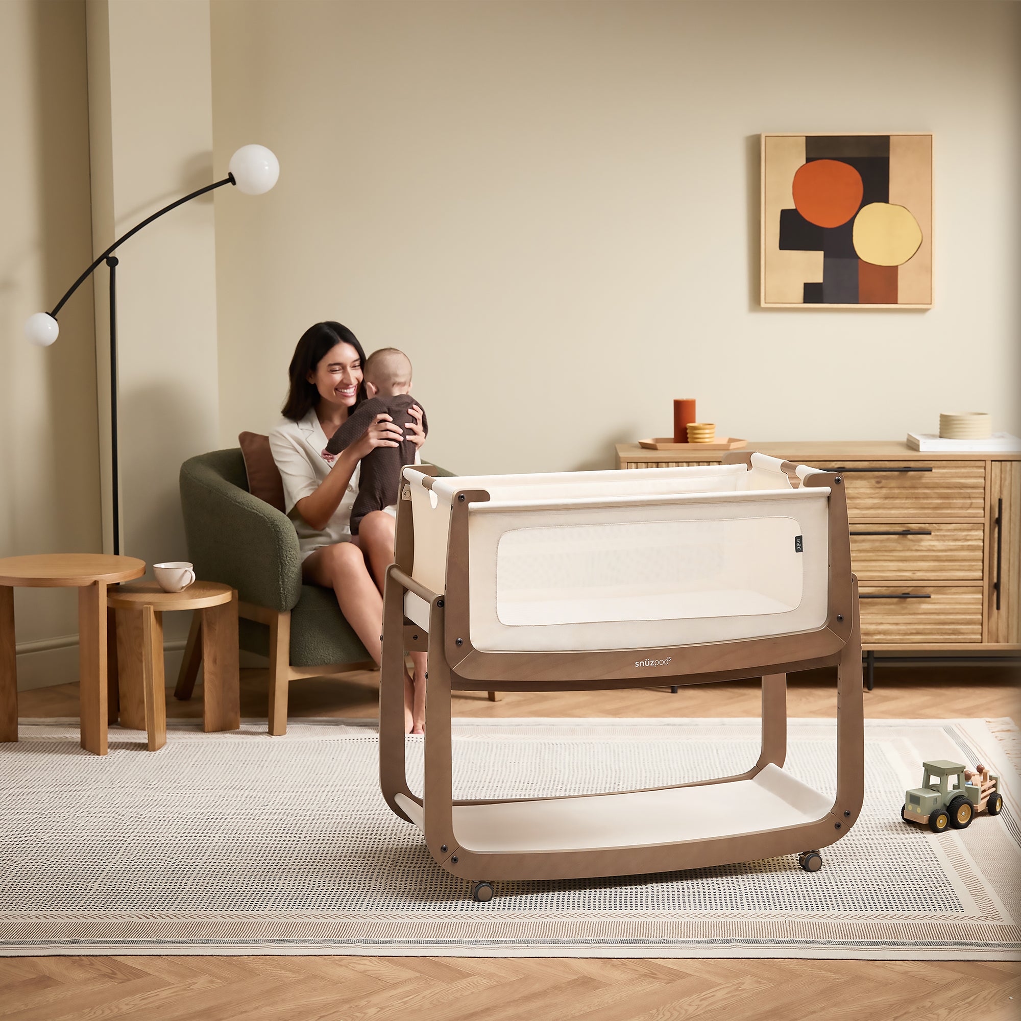 Snuz SnuzPod5 Bedside Bassinet - Walnut – Bambi Baby
