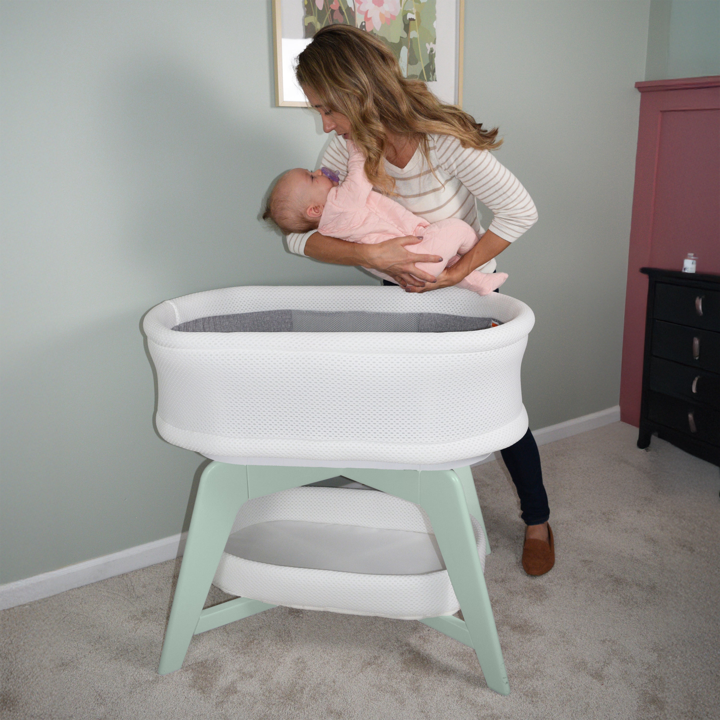 TruBliss Evi Smart Bassinet- Bambi Baby