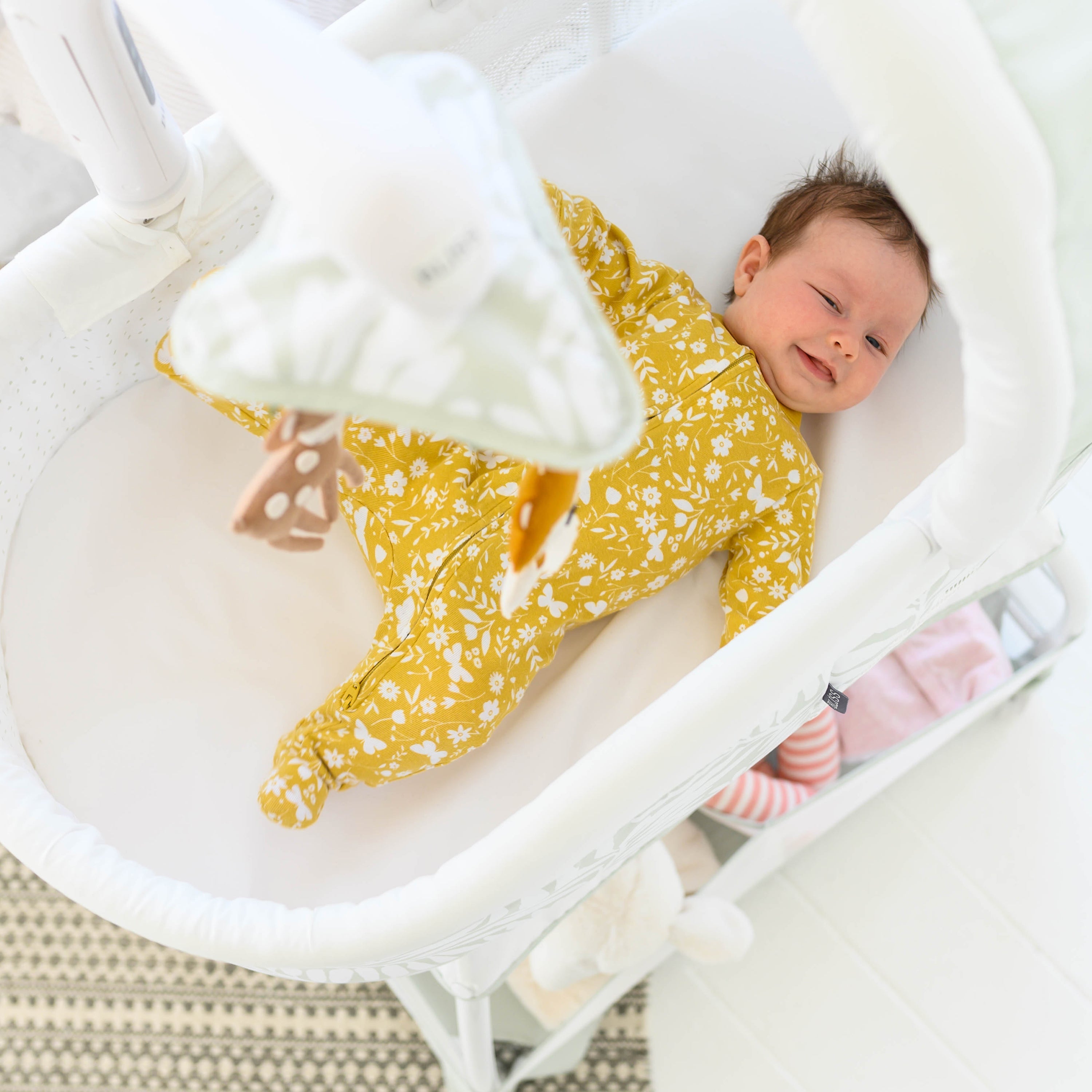 TruBliss Sweetli Calm Bassinet- Bambi Baby
