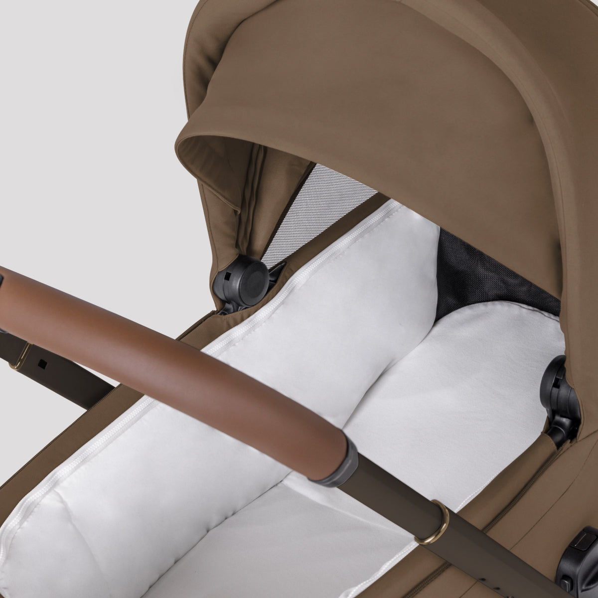 Silver Cross Breez Compact Bassinet- Bambi Baby