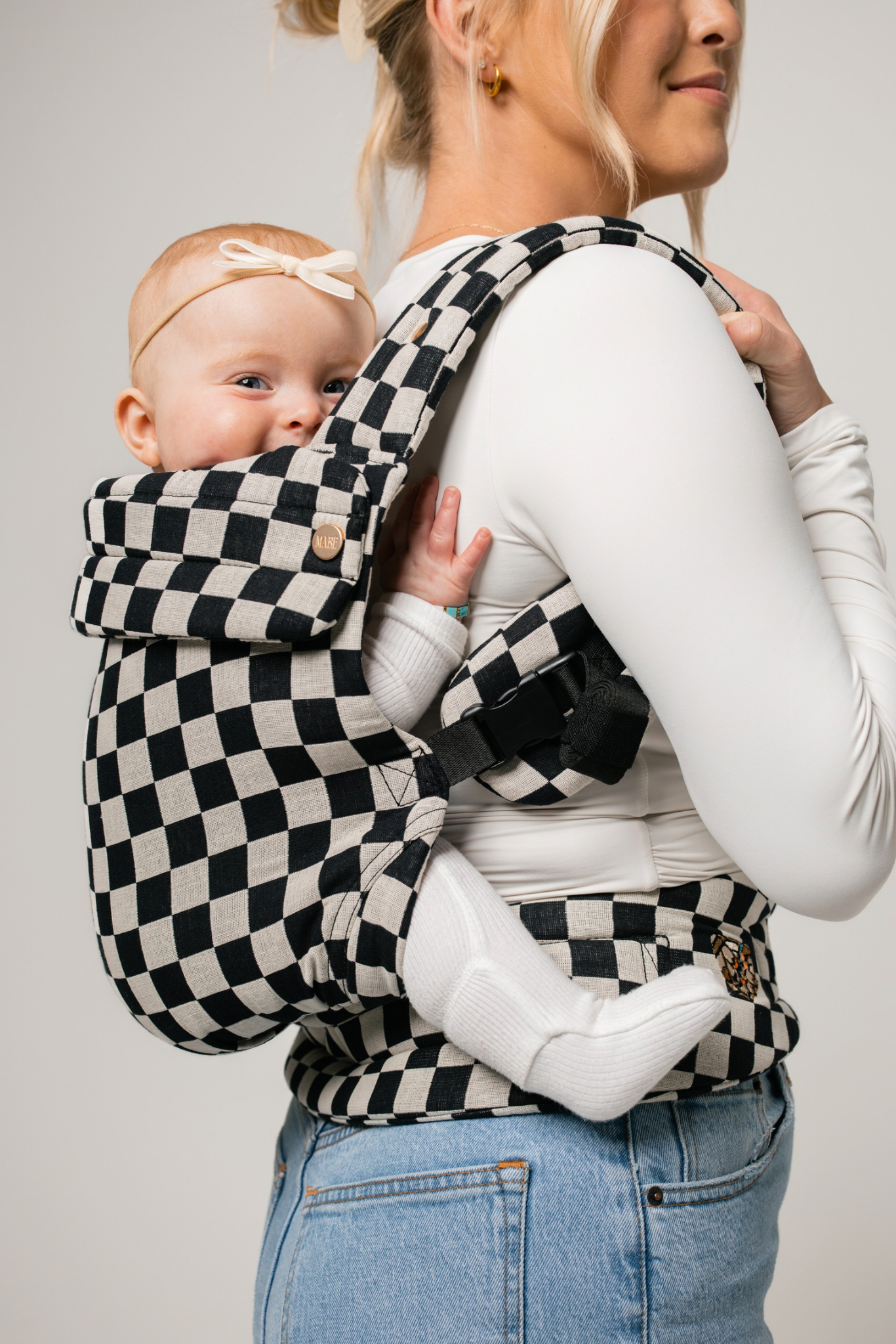 Mabē The Monarch Carrier - Ebony Check- Bambi Baby