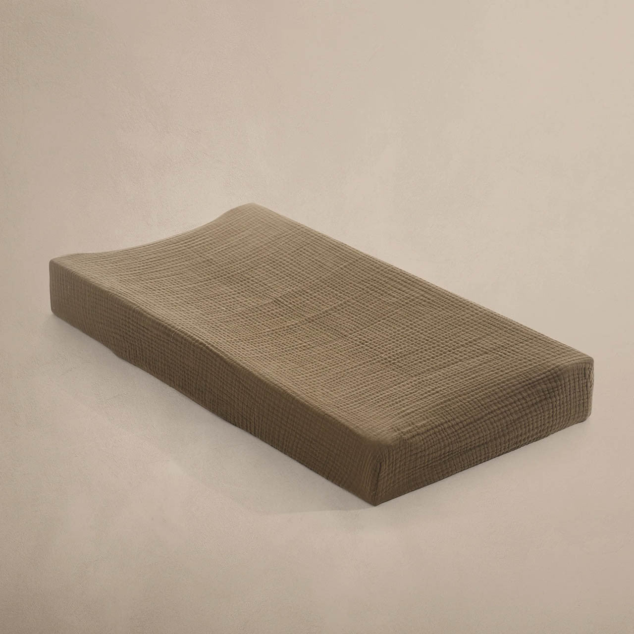 Oilo Fable Changing Pad Cover- Bark Organic 4 Way Muslin- Bambi Baby