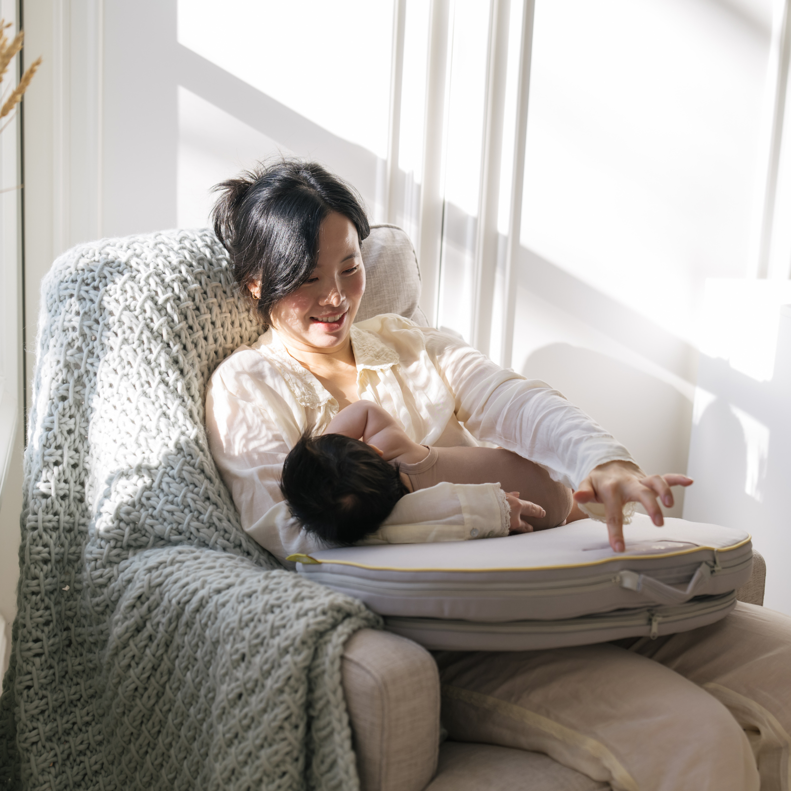 Comia Premium Smart Nursing Pillow- Bambi Baby