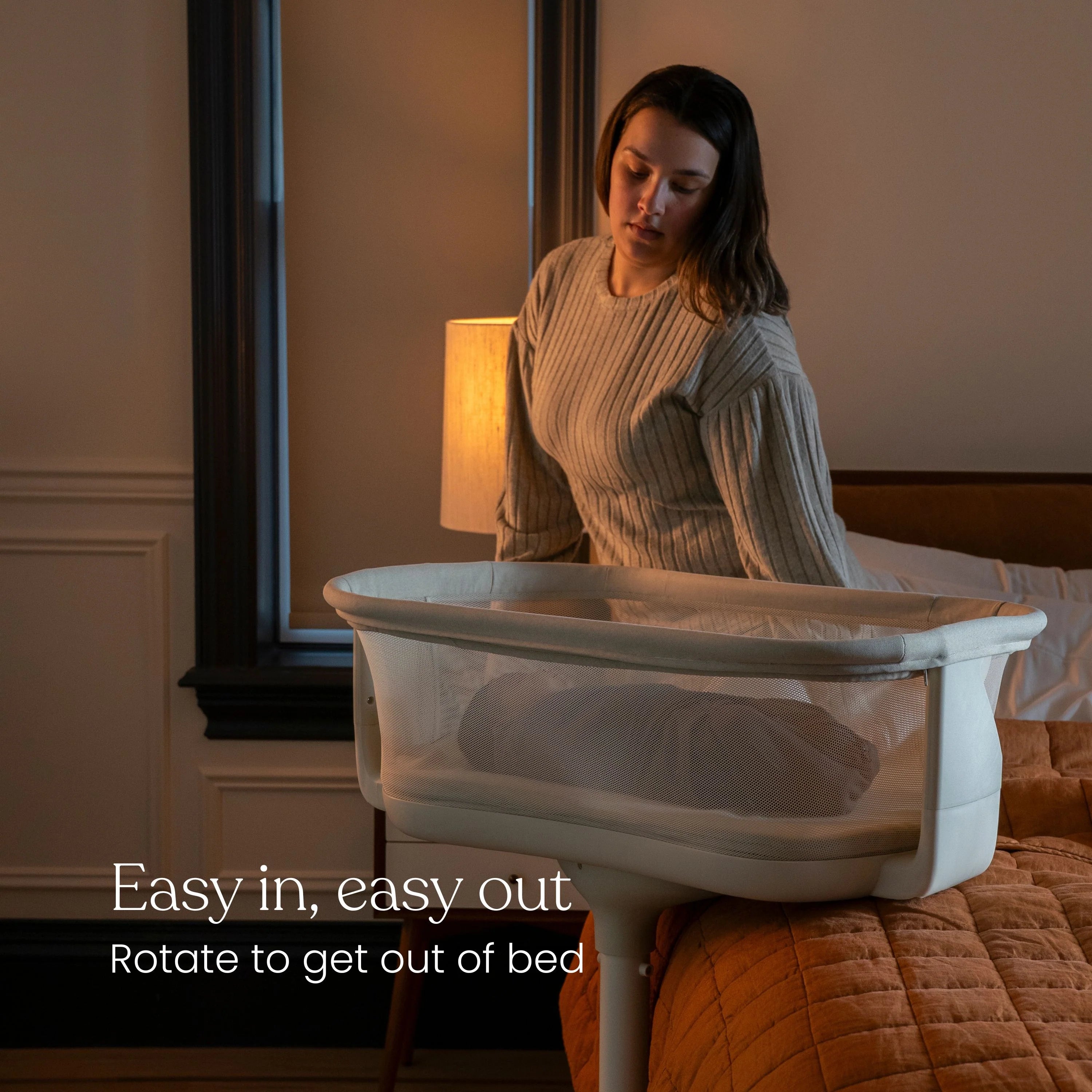 HALO BassiNest Swivel Sleeper 4.0 Signature - Oat- Bambi Baby