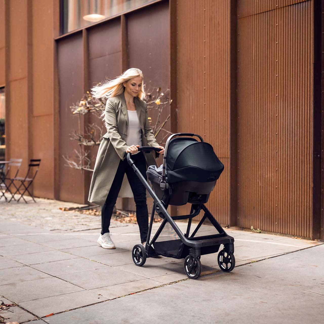 Thule Shine Mallard Green sobre aluminio- Bambi Baby