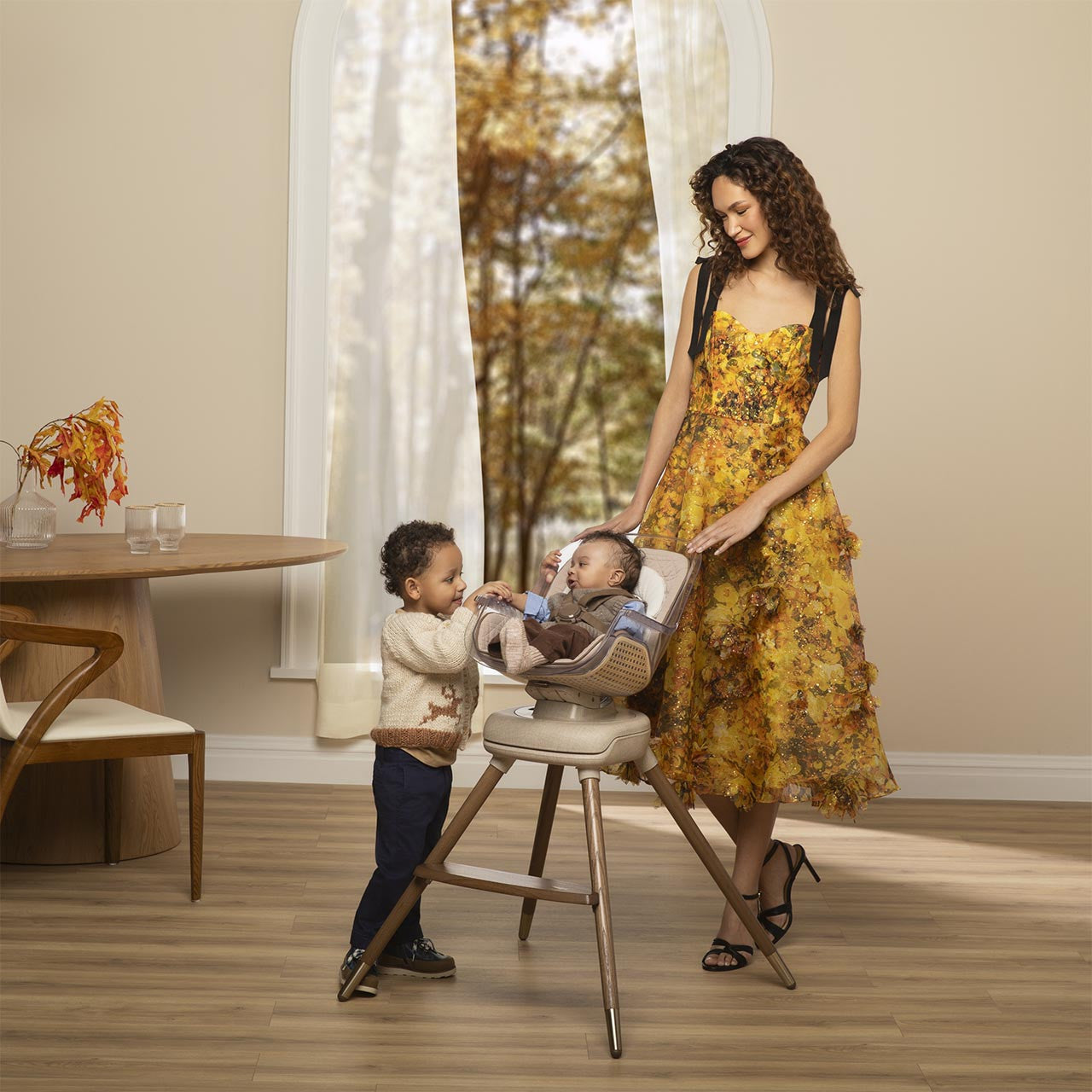 Kiddyベビー
カー Maxi-Cosi Kiskadee 360° Rotating High Chair - Kindred Collection