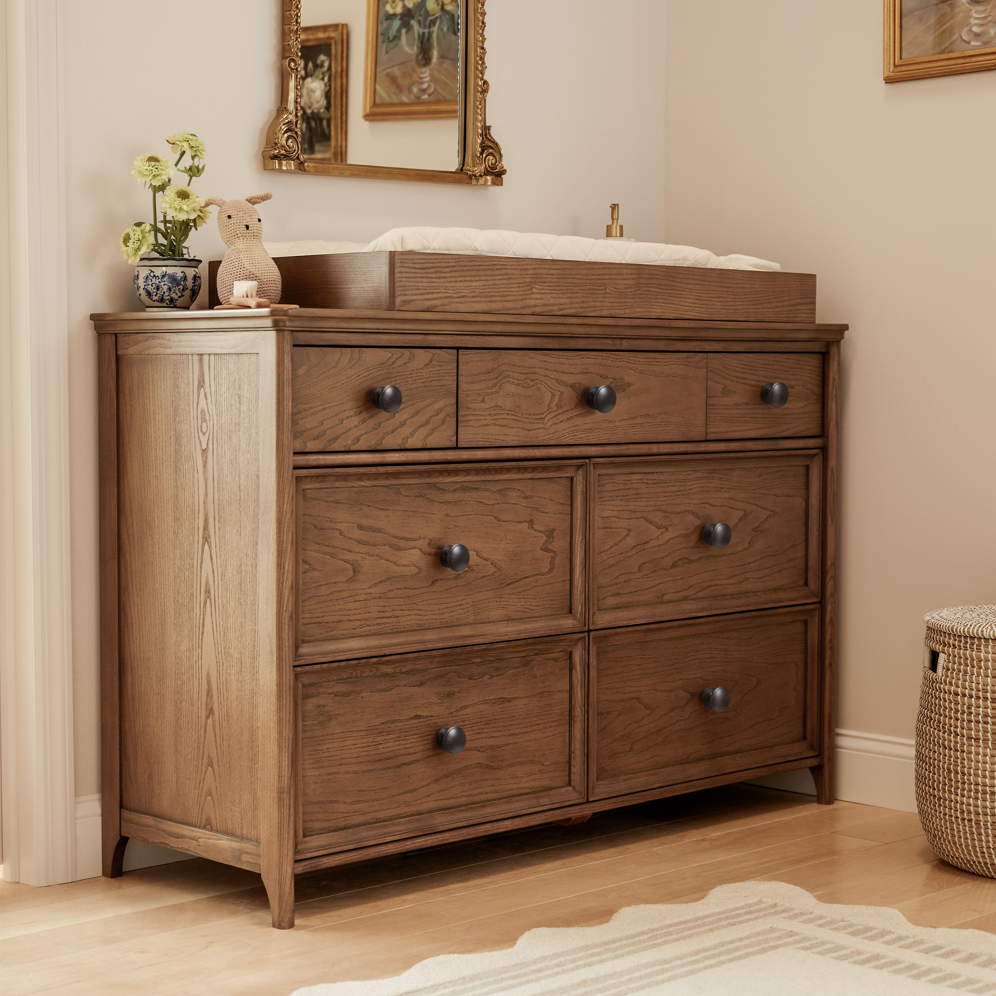 Maxi Cosi Quiet Luxury 7-Drawer Dresser- Bambi Baby