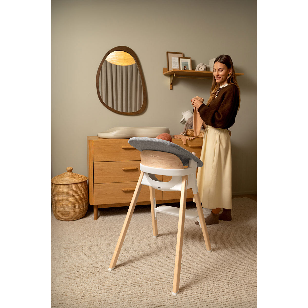 Nuna BRYN Newborn Rocker- Bambi Baby