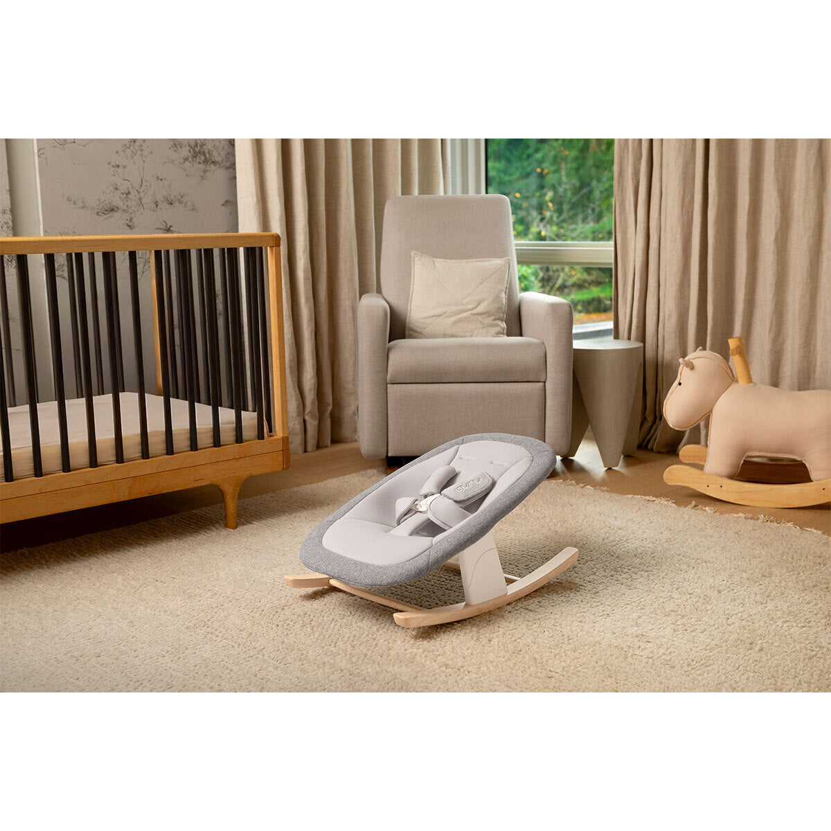 Nuna BRYN Newborn Rocker- Bambi Baby