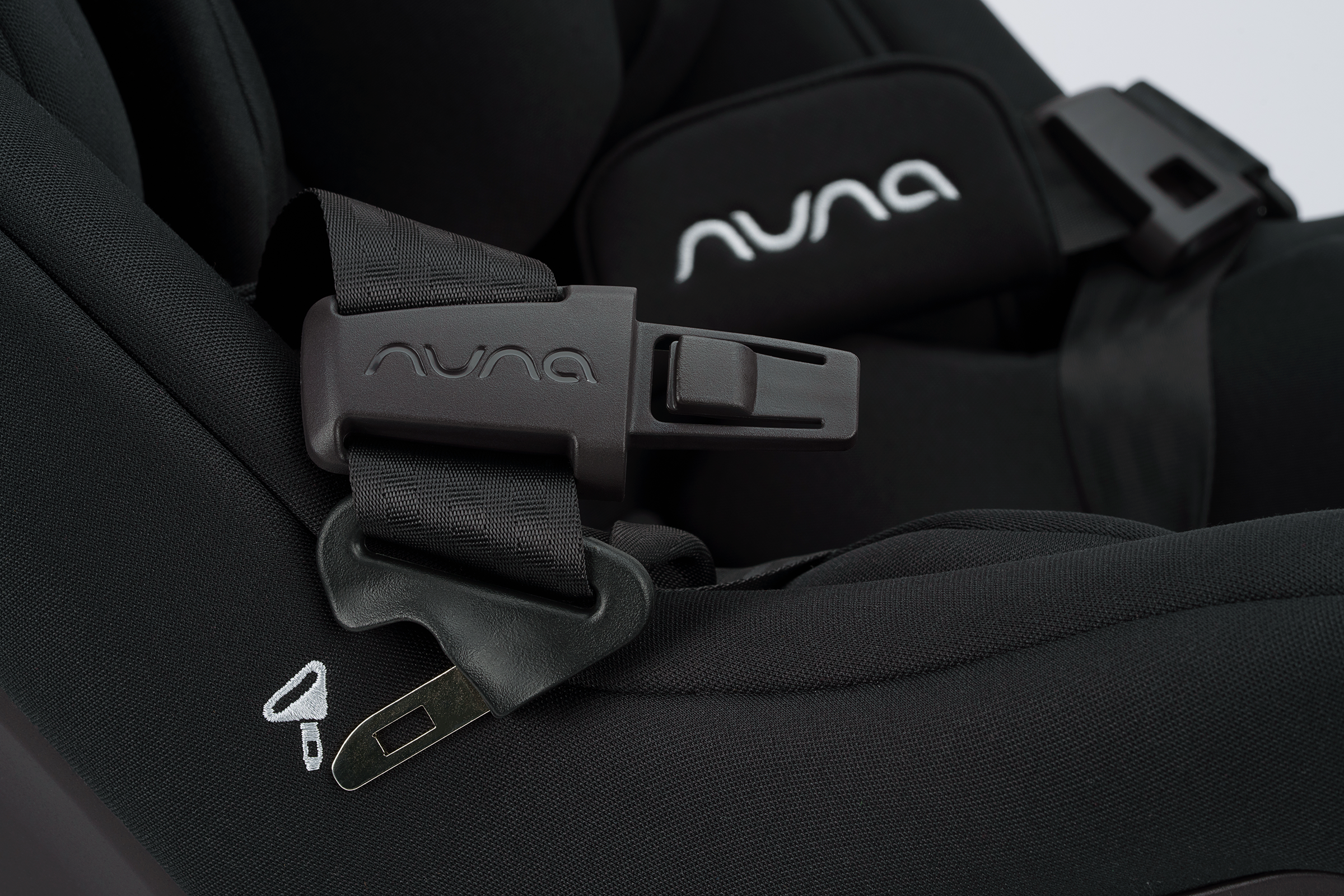 Nuna RAVA next Convertible Car Seat- Bambi Baby
