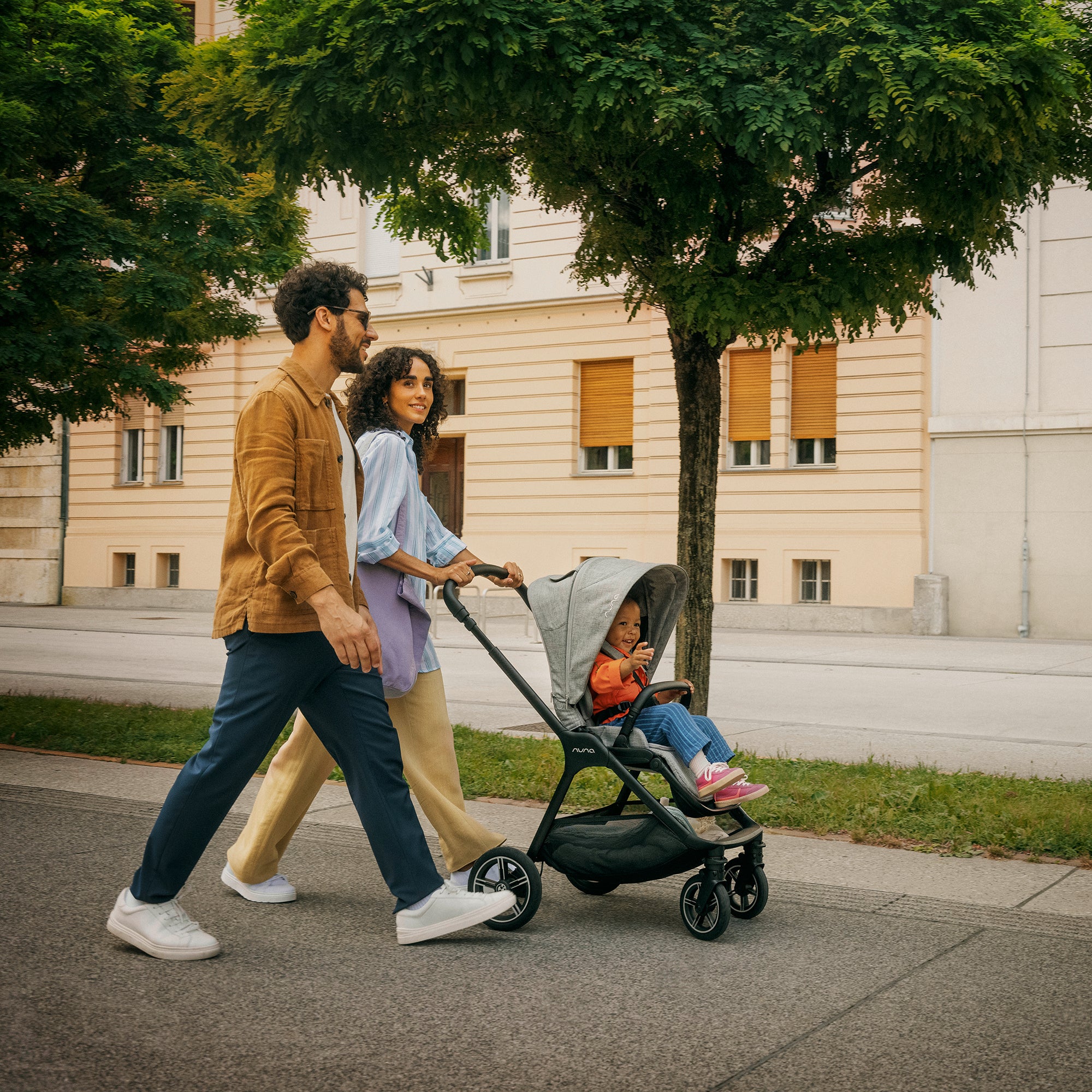 Nuna TRIV Next BMW Stroller Graphene