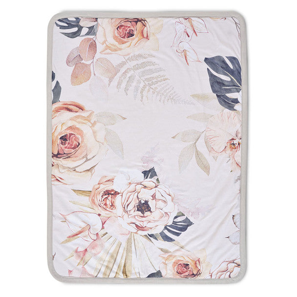 Oilo Vintage Bloom Cuddle Blanket- Bambi Baby