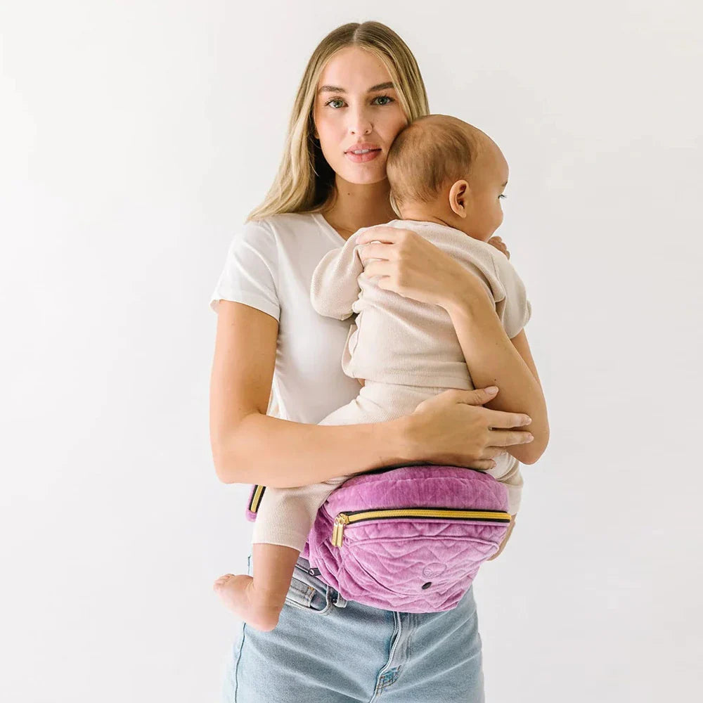 Tushbaby Hip Carrier- Bambi Baby