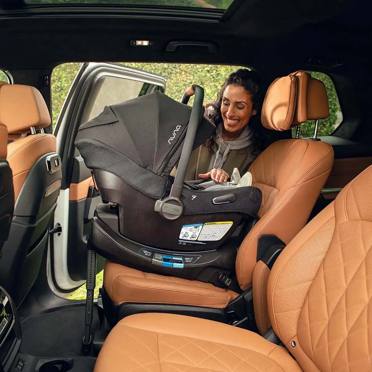Nuna Demi Next Travel System + Pipa Aire RX en Caviar- Bambi Baby