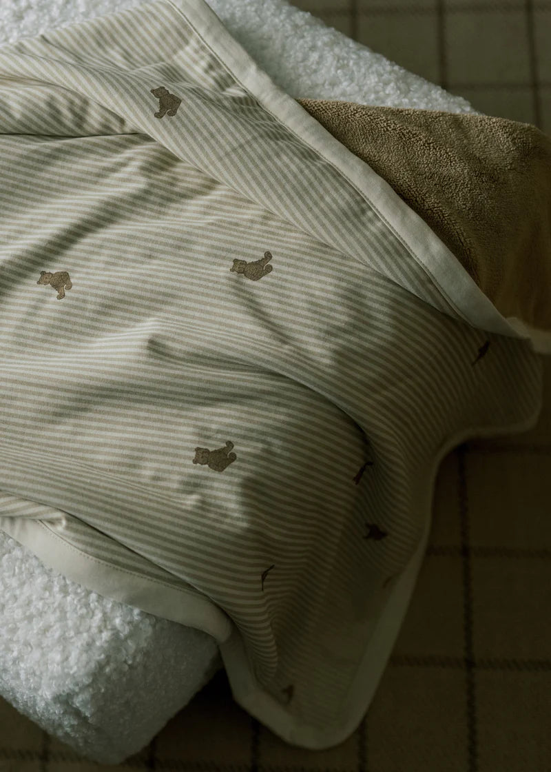 Oilo Cuddle Blanket- Bambi Baby