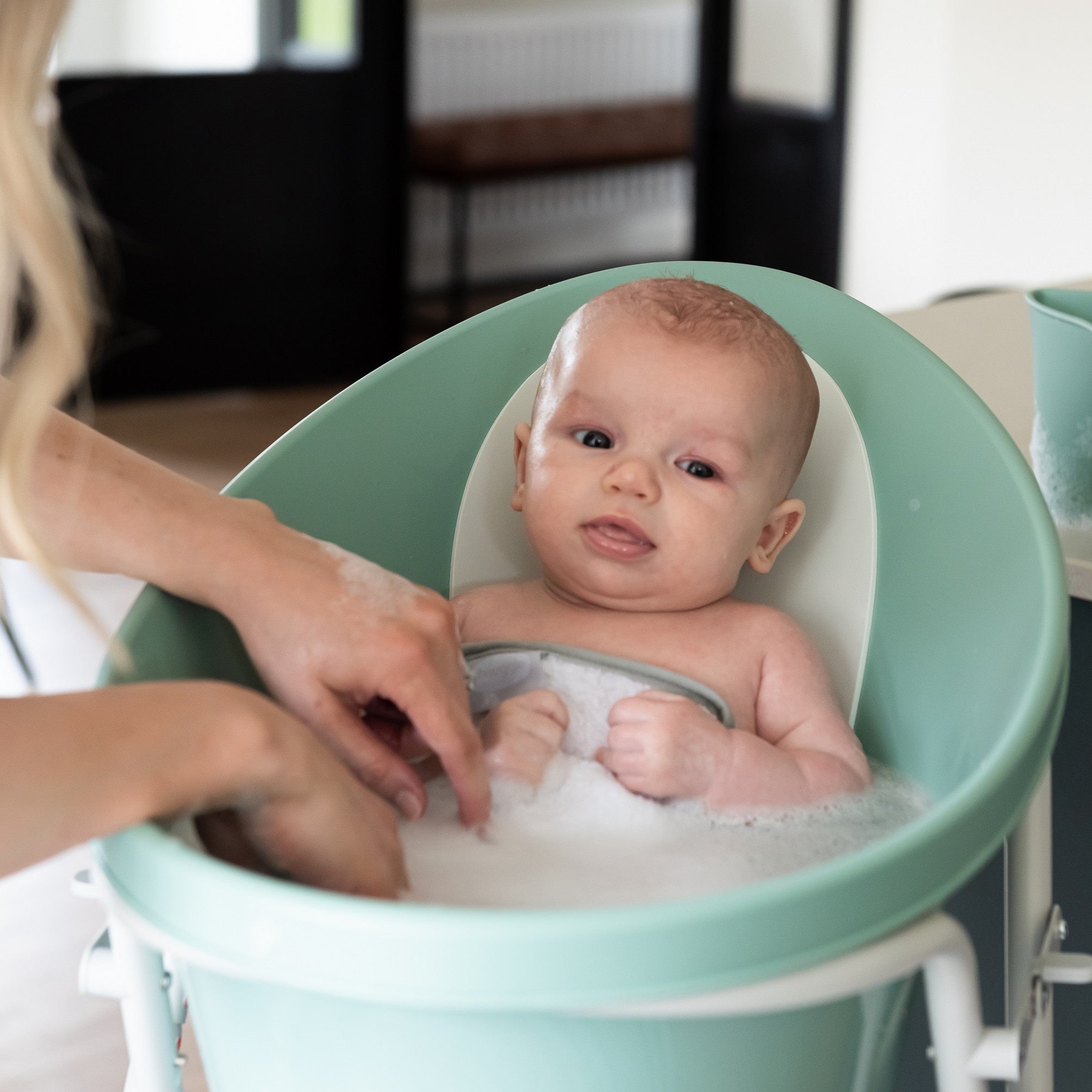 Shnuggle Bath & Change 6-Piece Bundle- Bambi Baby