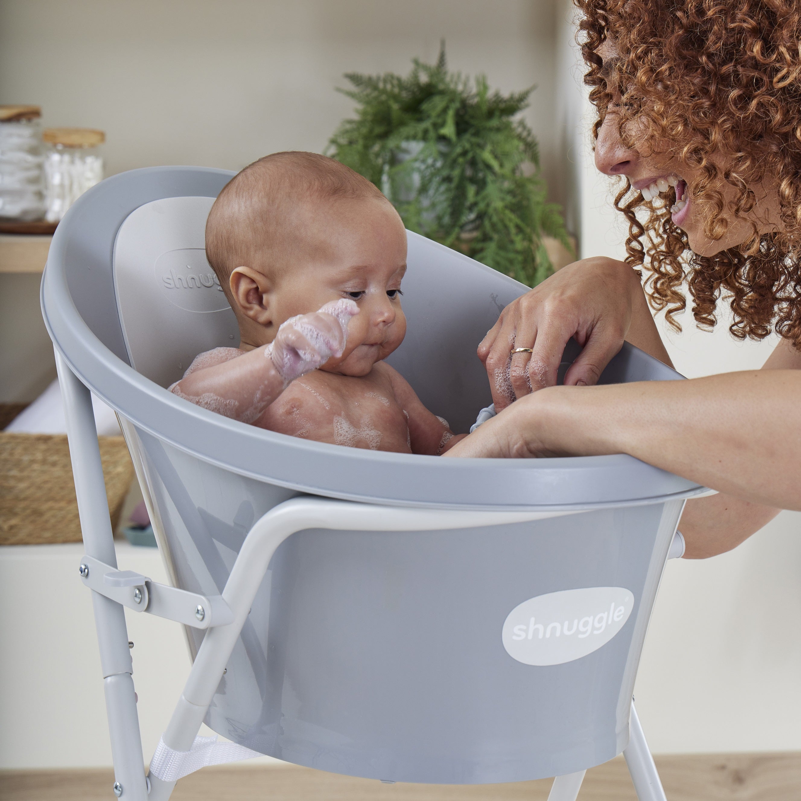 Shnuggle Bath & Change 6-Piece Bundle- Bambi Baby