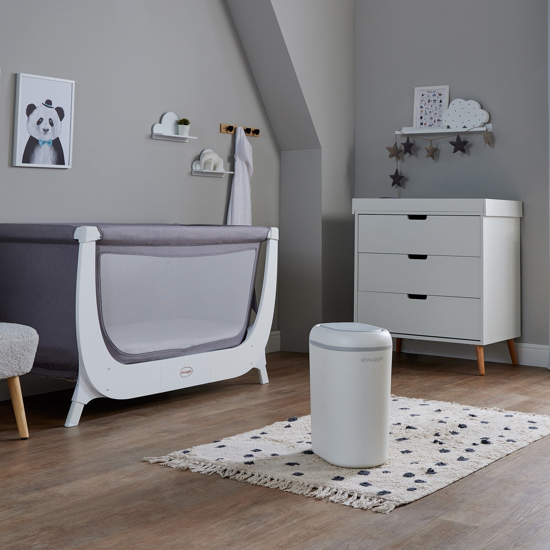 Shnuggle Nappy Bin in White/Grey- Bambi Baby
