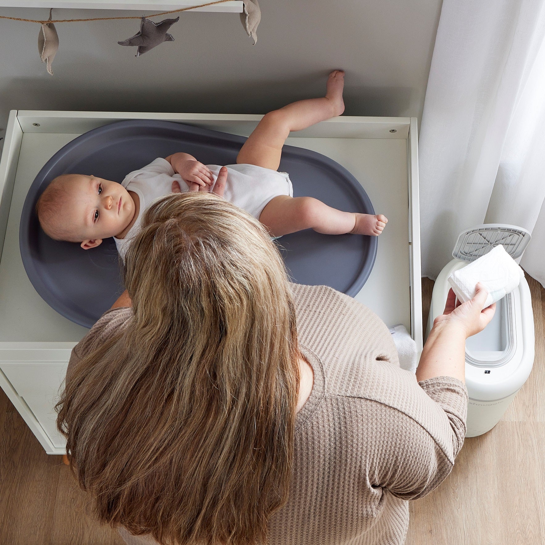 Shnuggle Nappy Bin in White/Grey- Bambi Baby